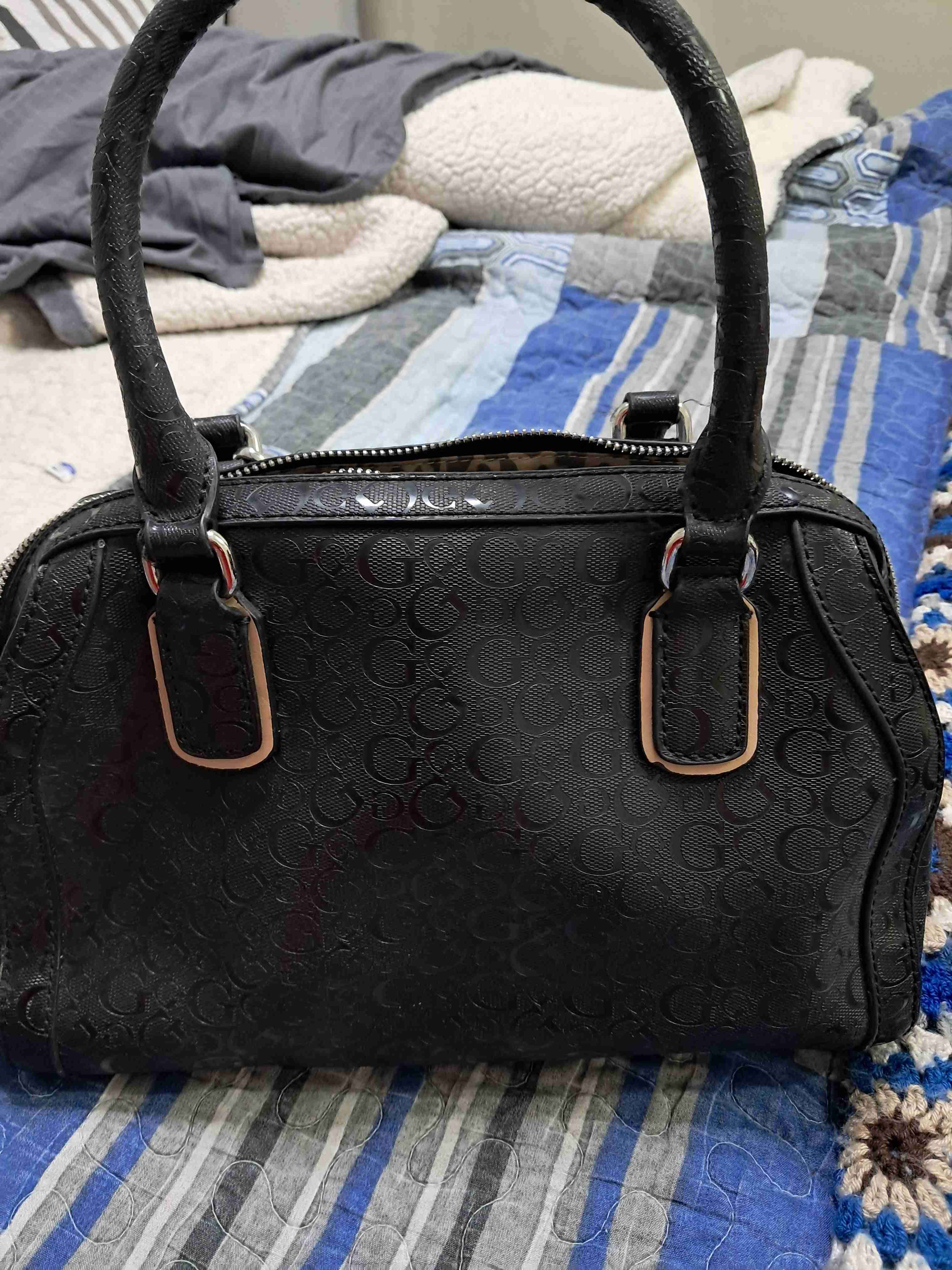 Bolso Guess negro decorativo - miniatura 2