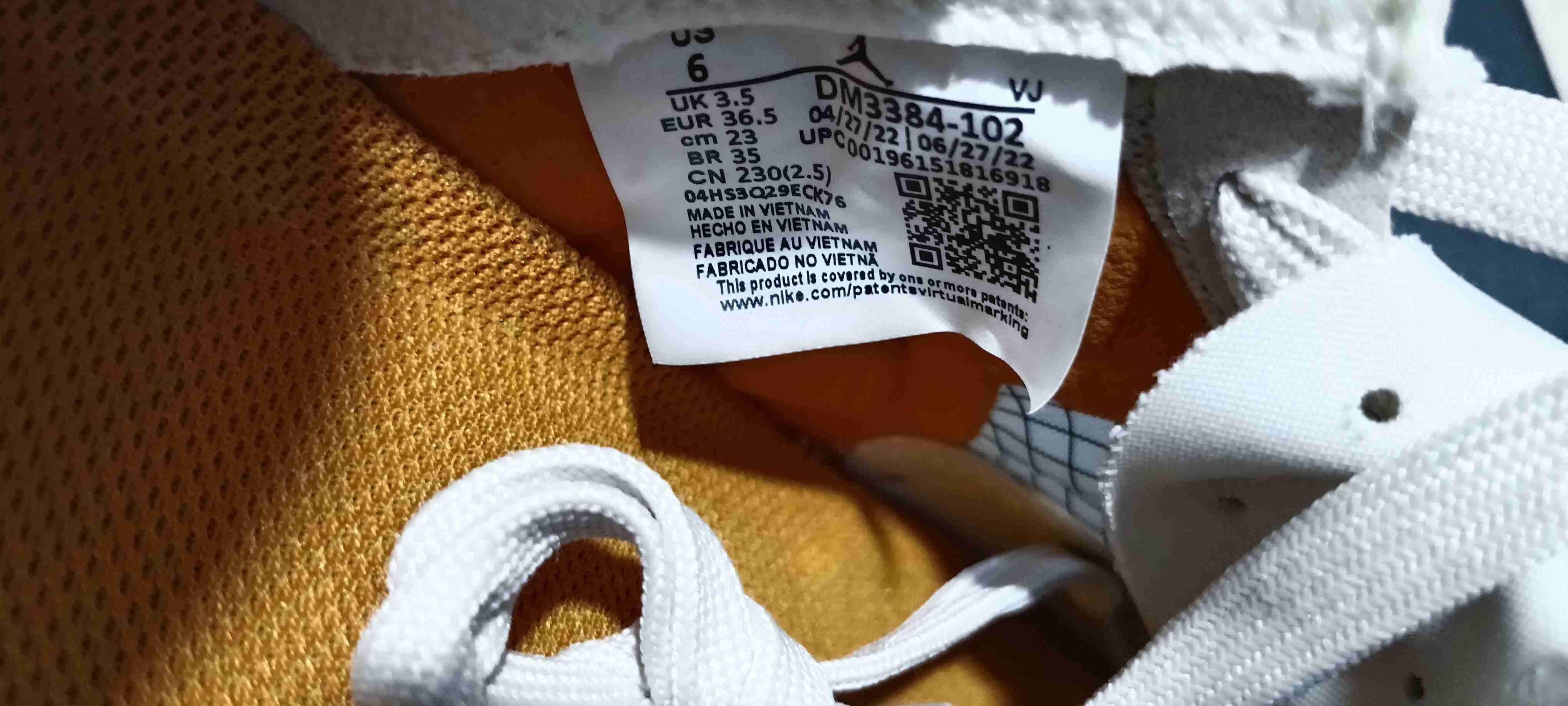 Zapatillas deportivas blancas y naranjas - miniatura 4