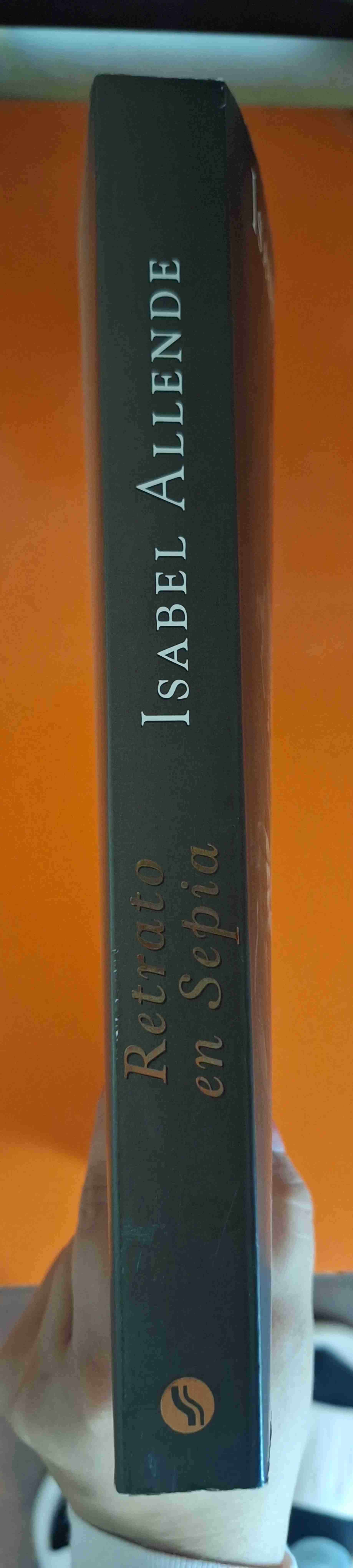 Libro 'Retrato en Sepia' de Isabel Allende - miniatura 4