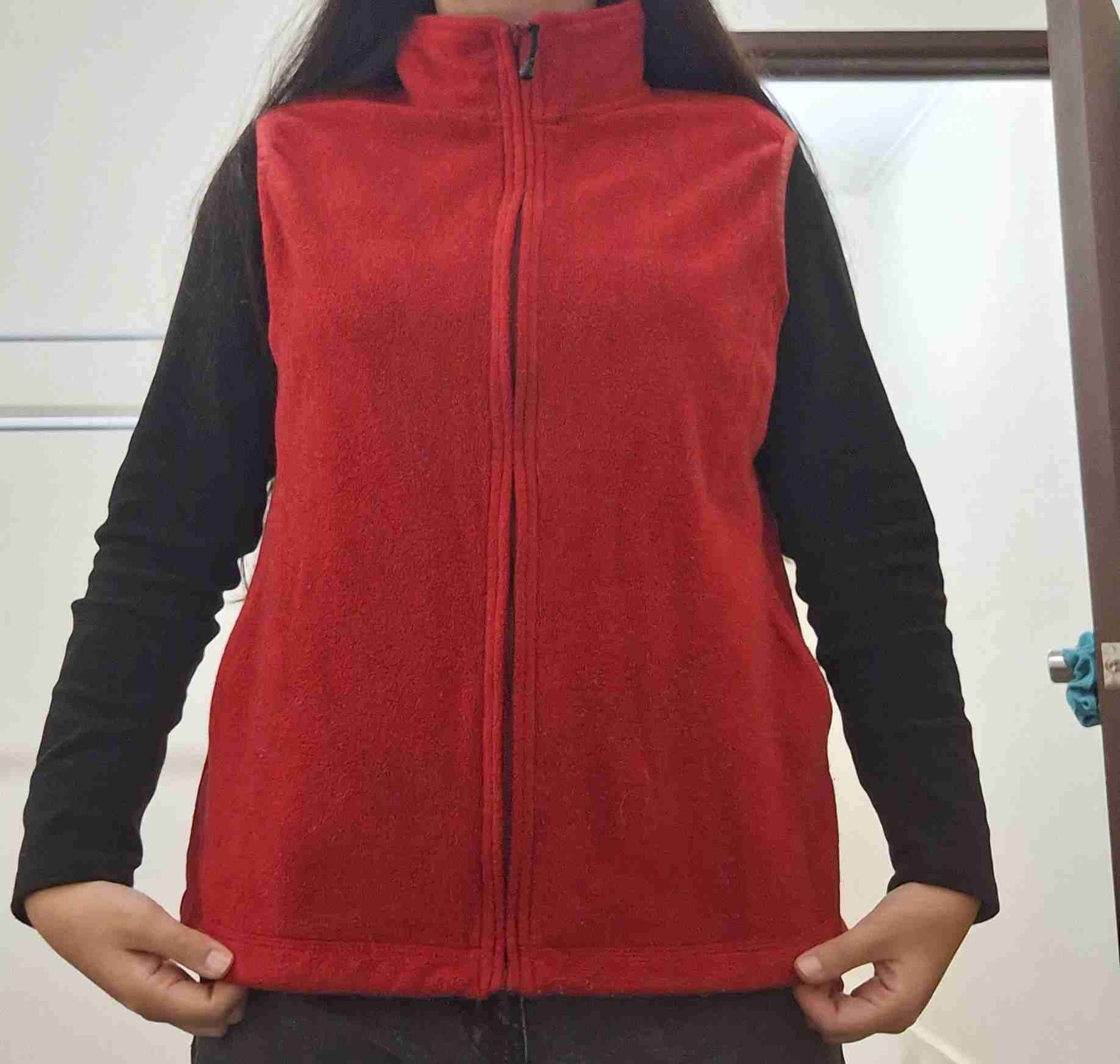 Chaleco polar rojo sin mangas - miniatura 4