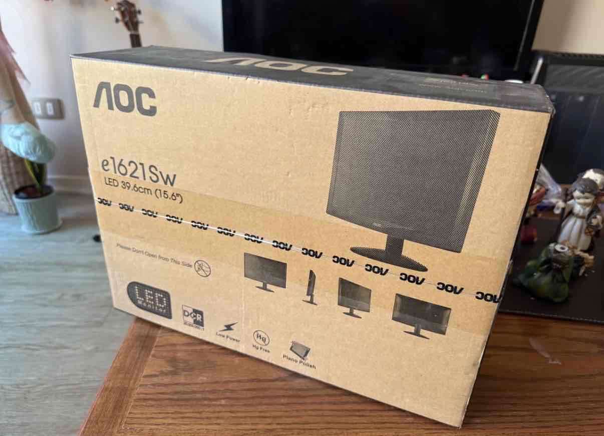 Monitor LED 15,6 AOC e1621Sw sellado - miniatura 2