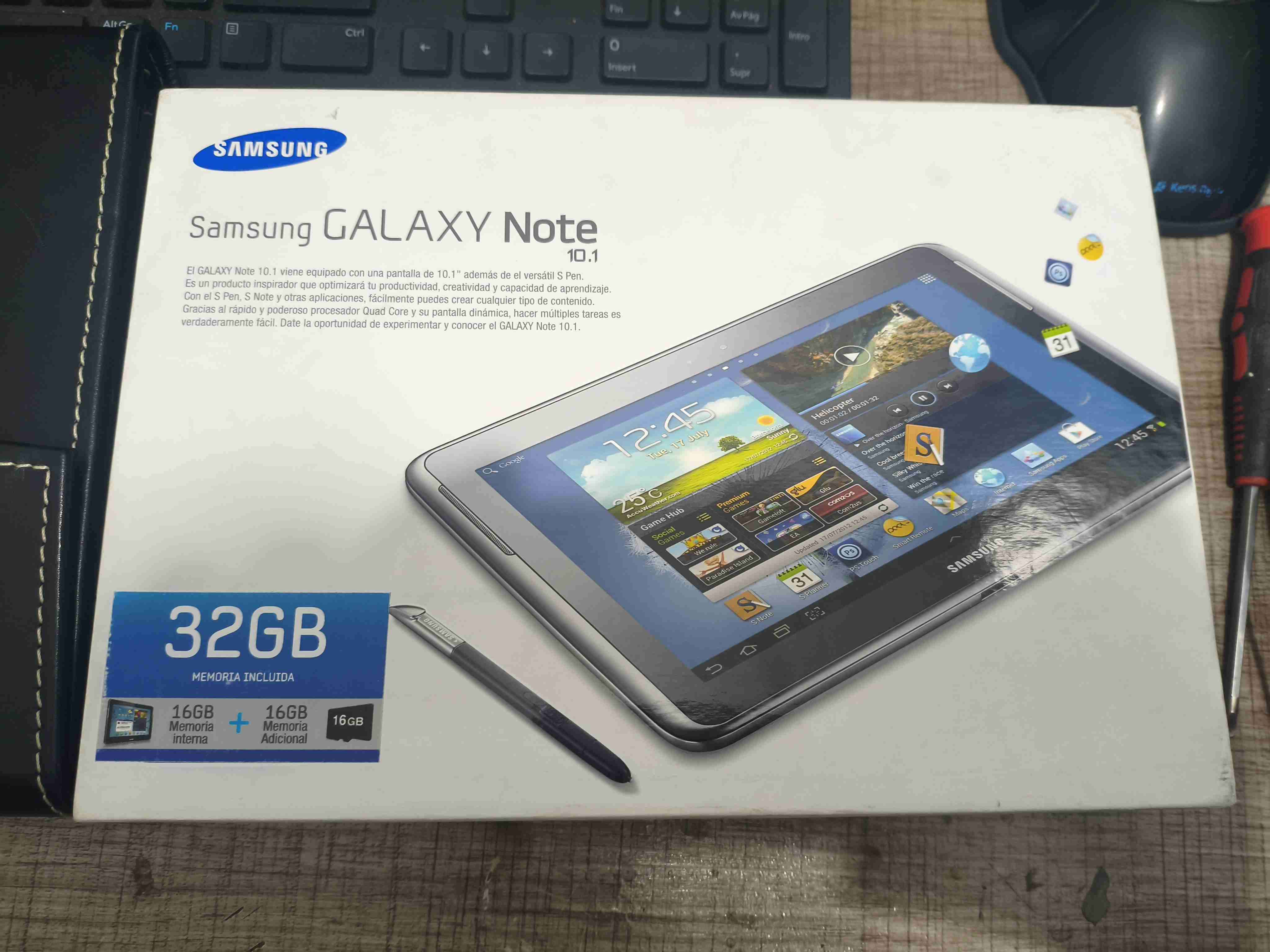 Tablet Samsung con caja - miniatura 3