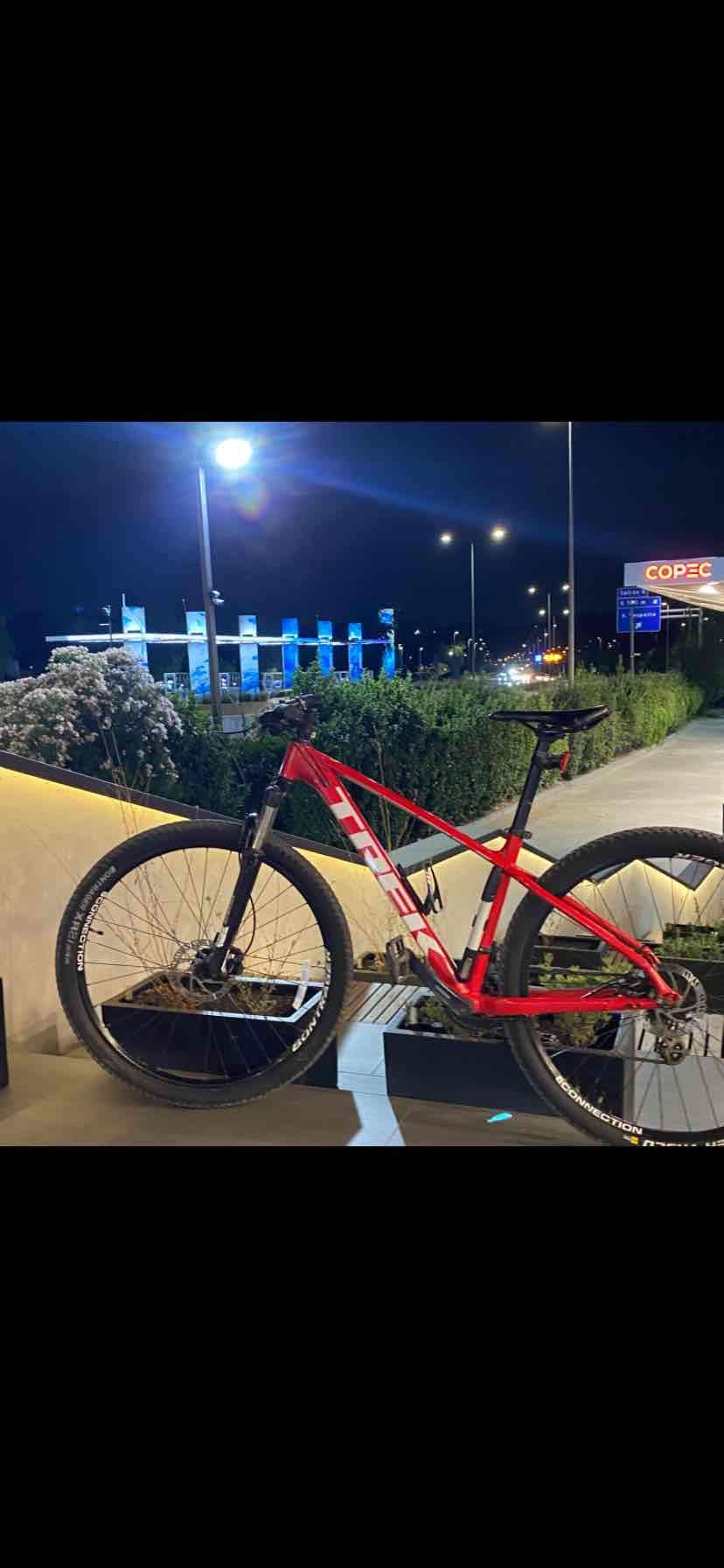 Bicicleta montaña Trek roja - miniatura 3