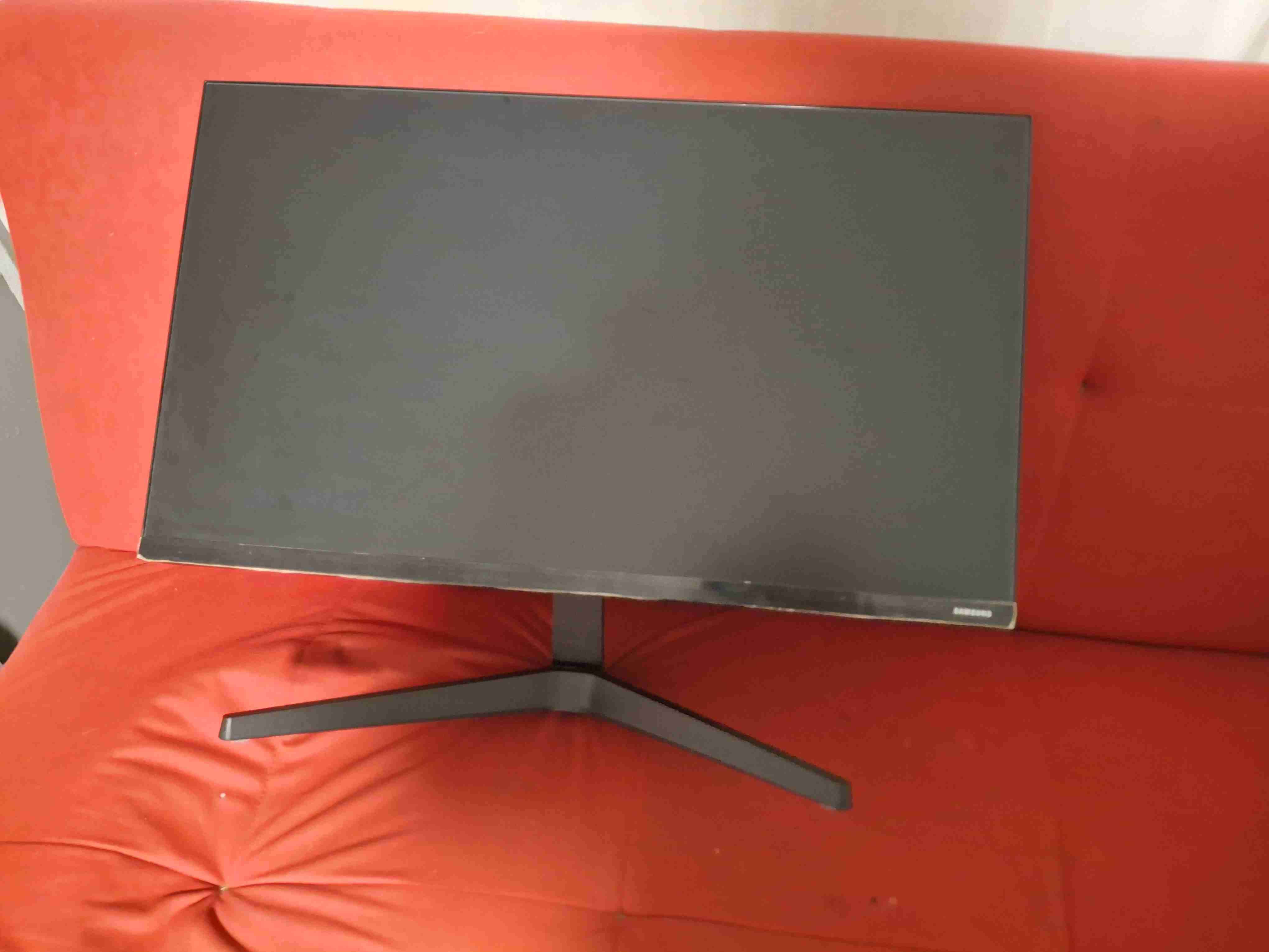 Monitor Samsung 27 pulgadas - miniatura 1
