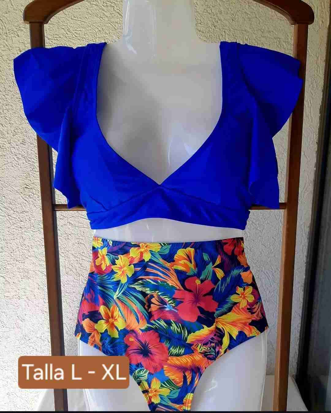 Bikini floral con vuelo - miniatura 3