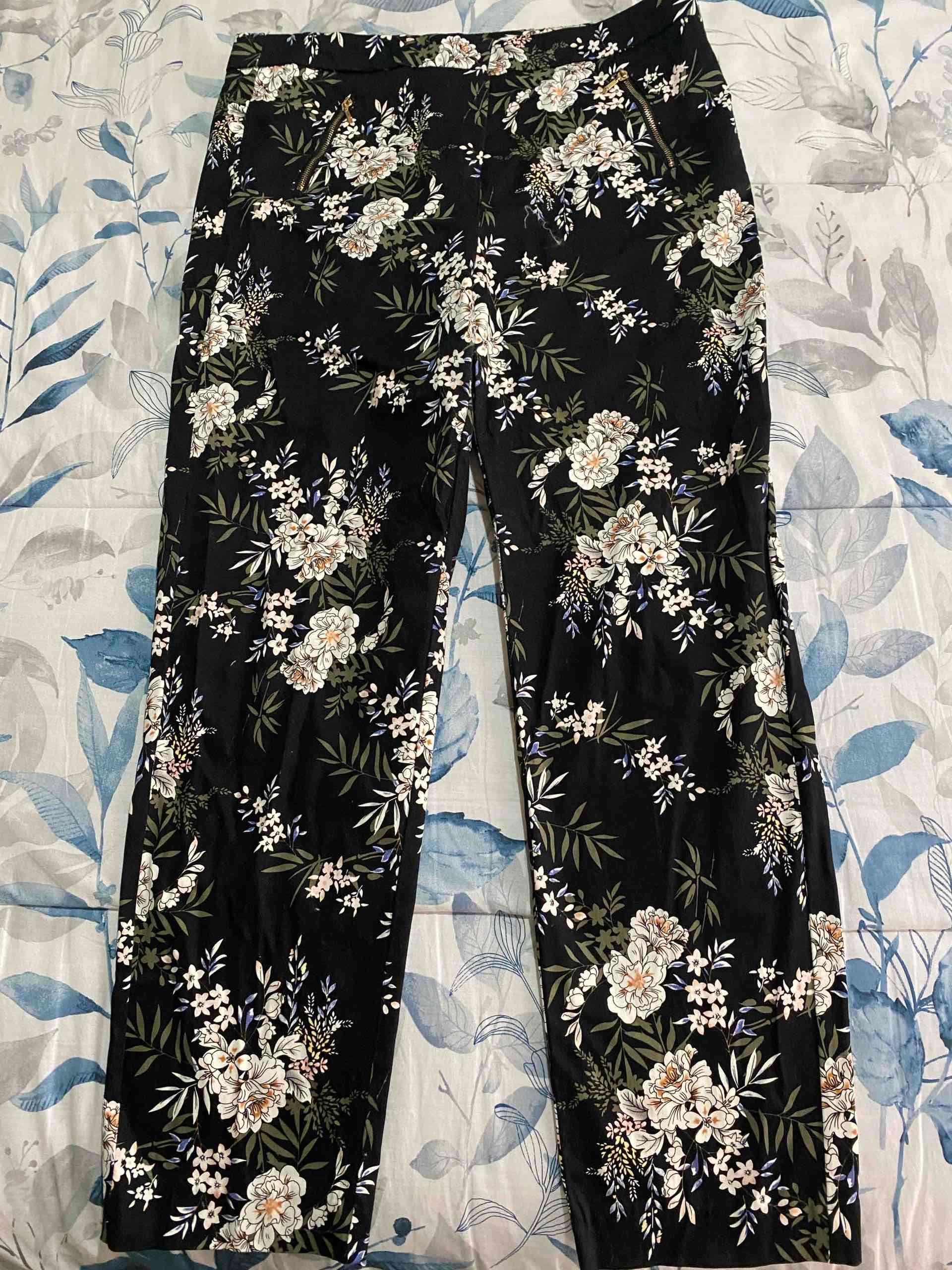 Pantalón floral negro - miniatura 2