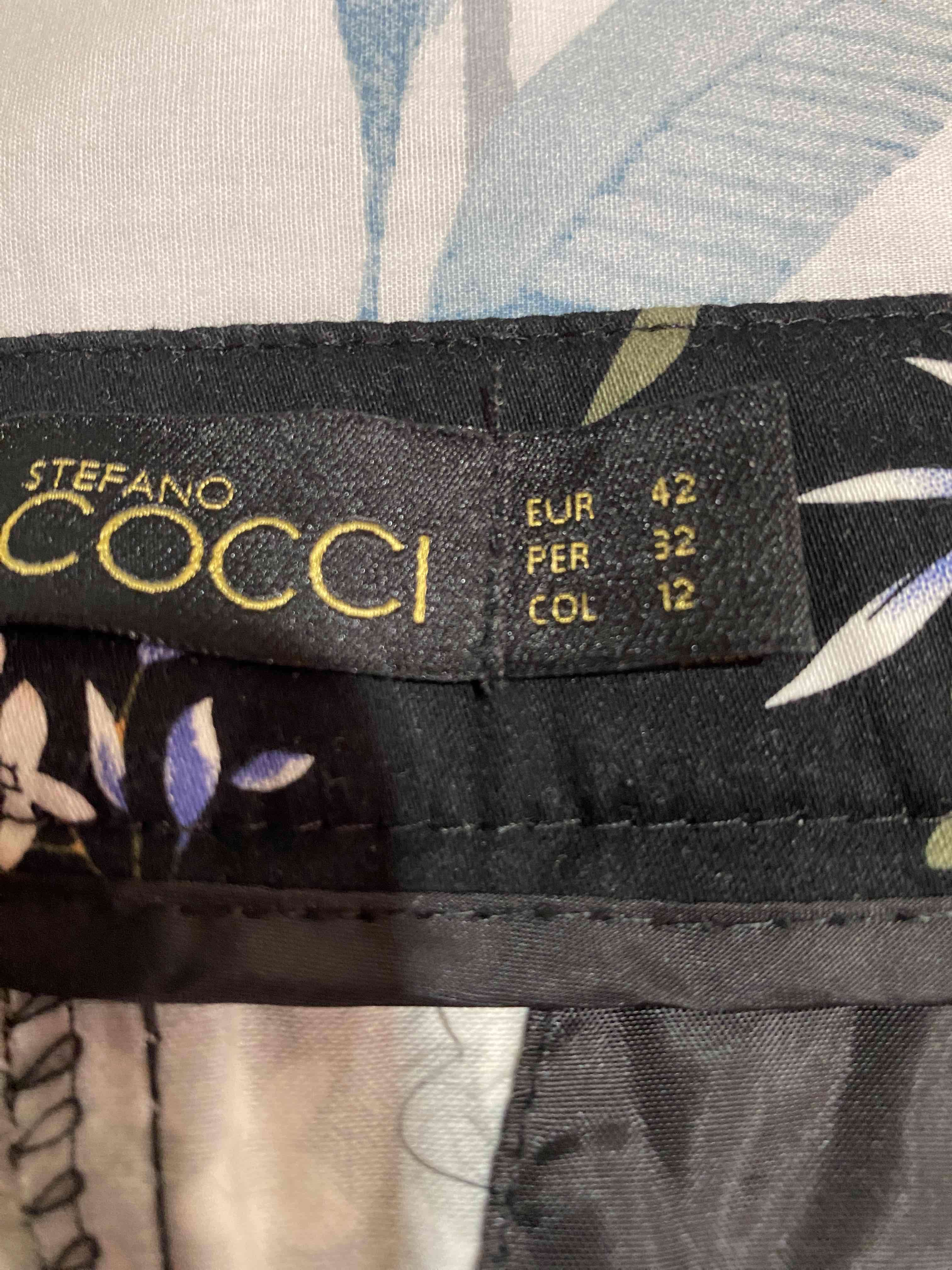 Pantalón floral negro - miniatura 4