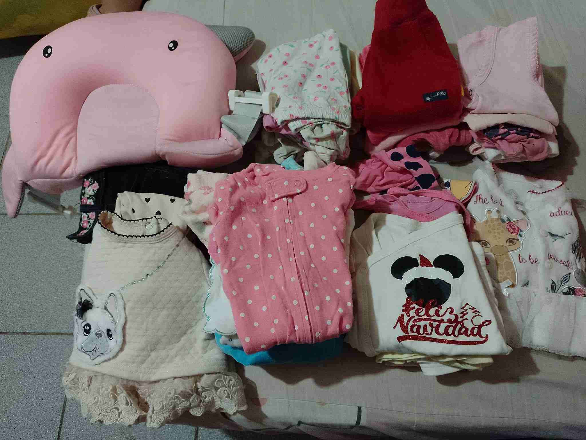 Ropa femenina variada usada - miniatura 3