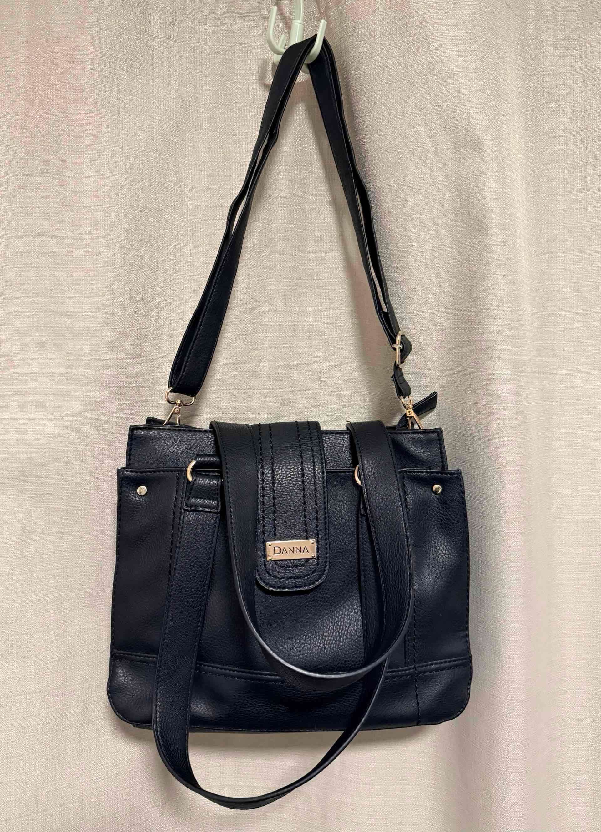 Cartera negra Danna elegante