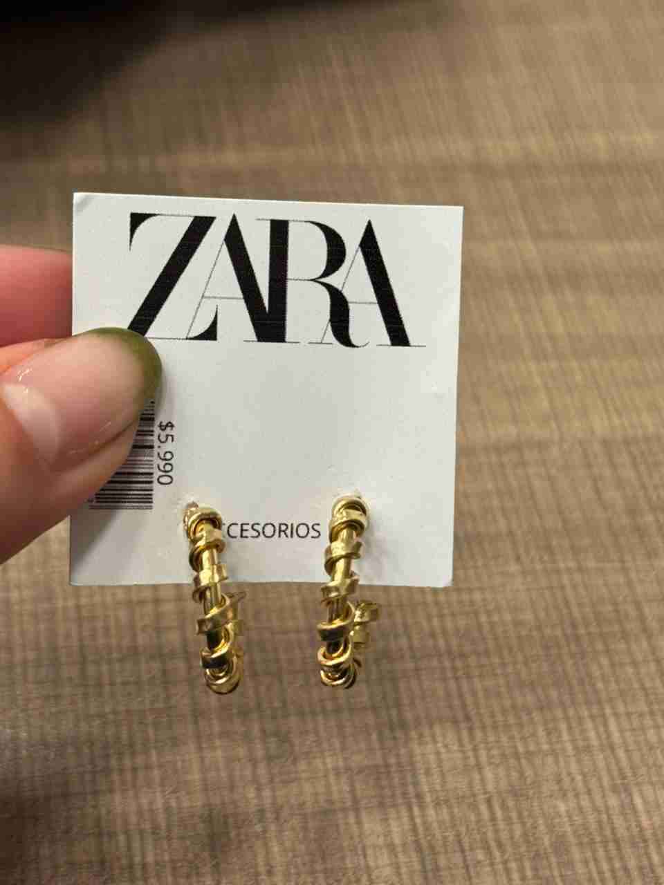 Aros dorados Zara nuevos - miniatura 5