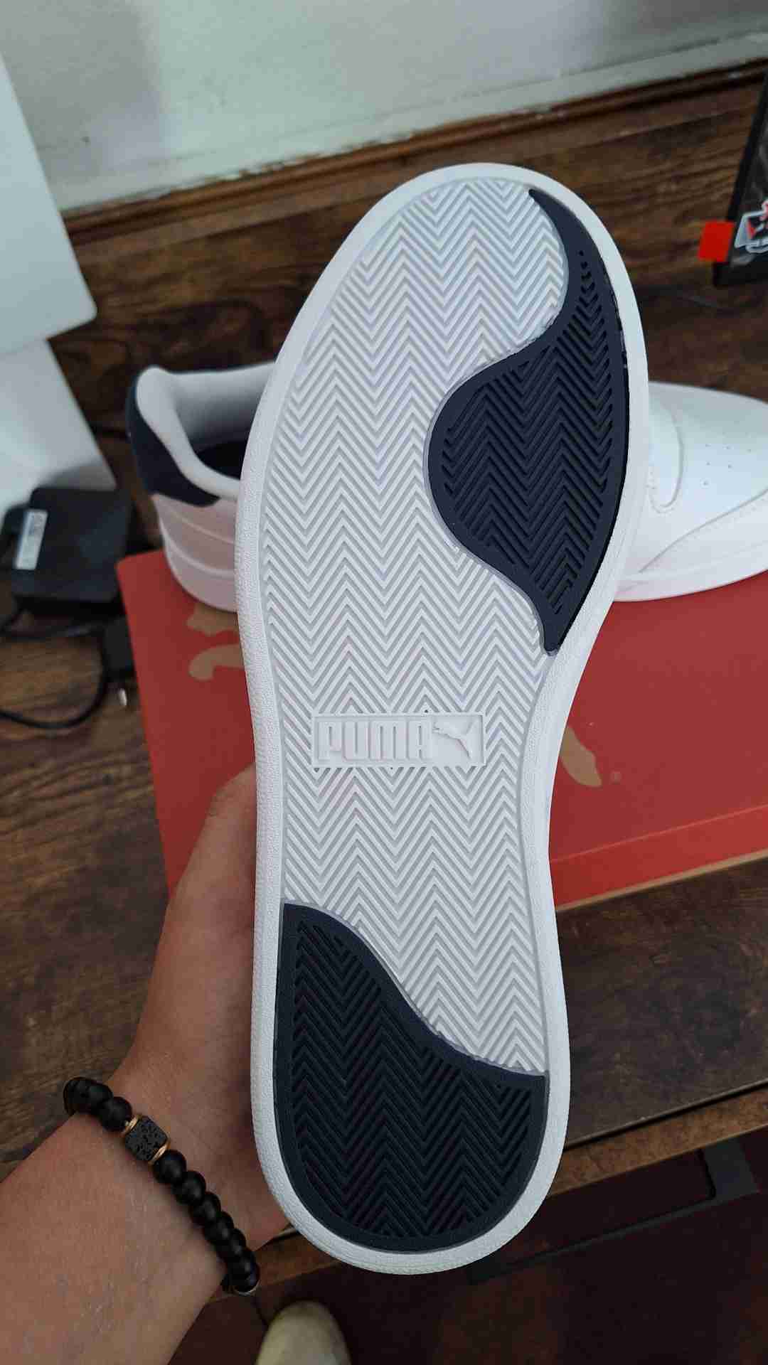 Zapatillas blancas Puma nuevas - miniatura 3