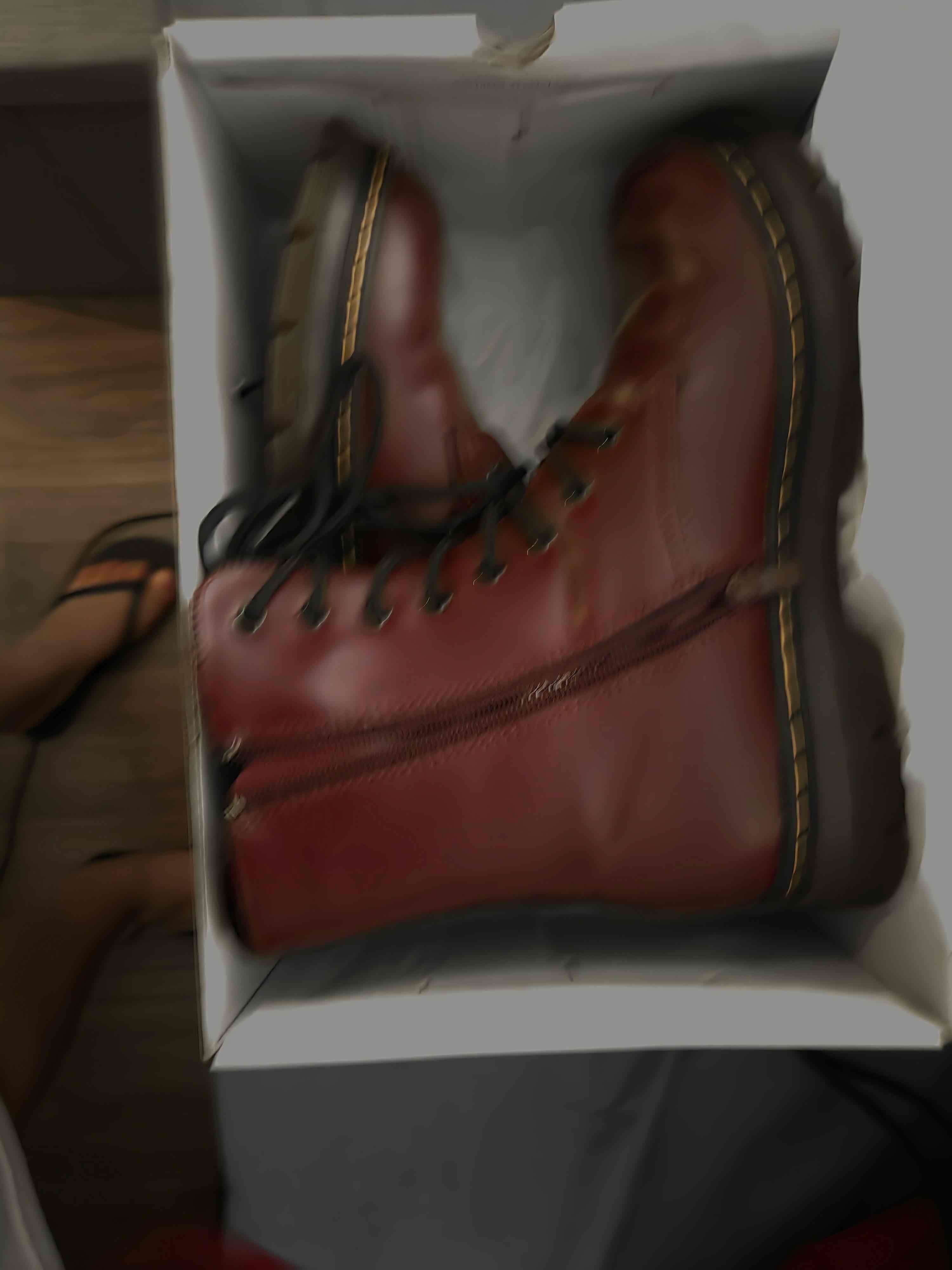 Botas burdeos con cordones - miniatura 3