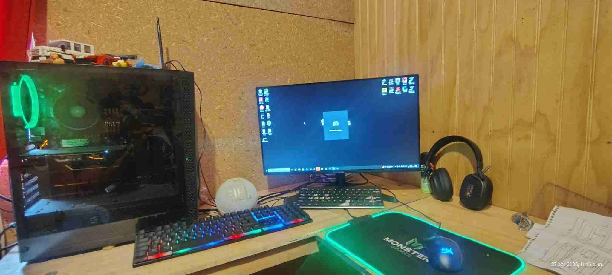 Set de PC gamer con accesorios - miniatura 1