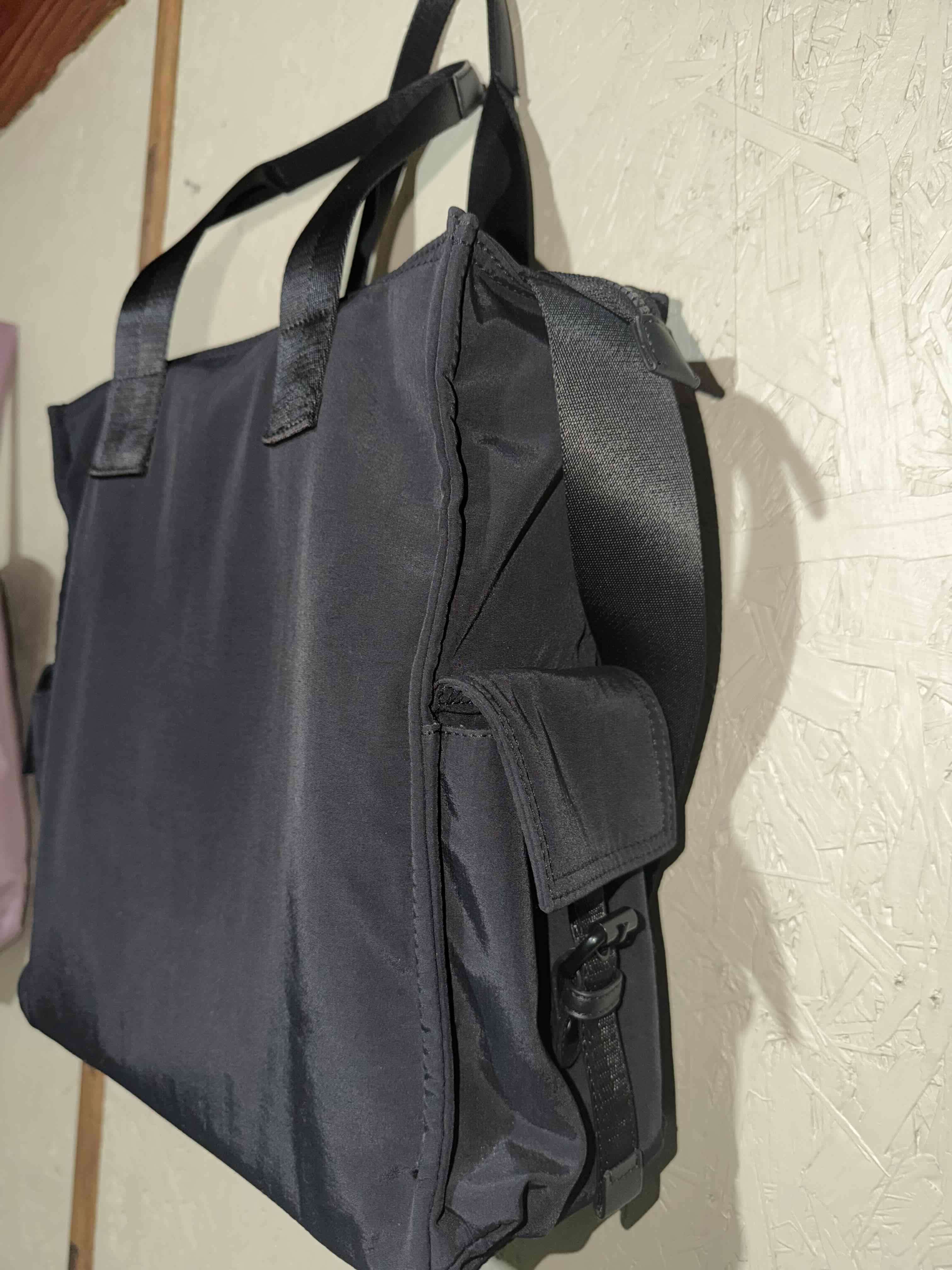 Bolso negro con asas - miniatura 4