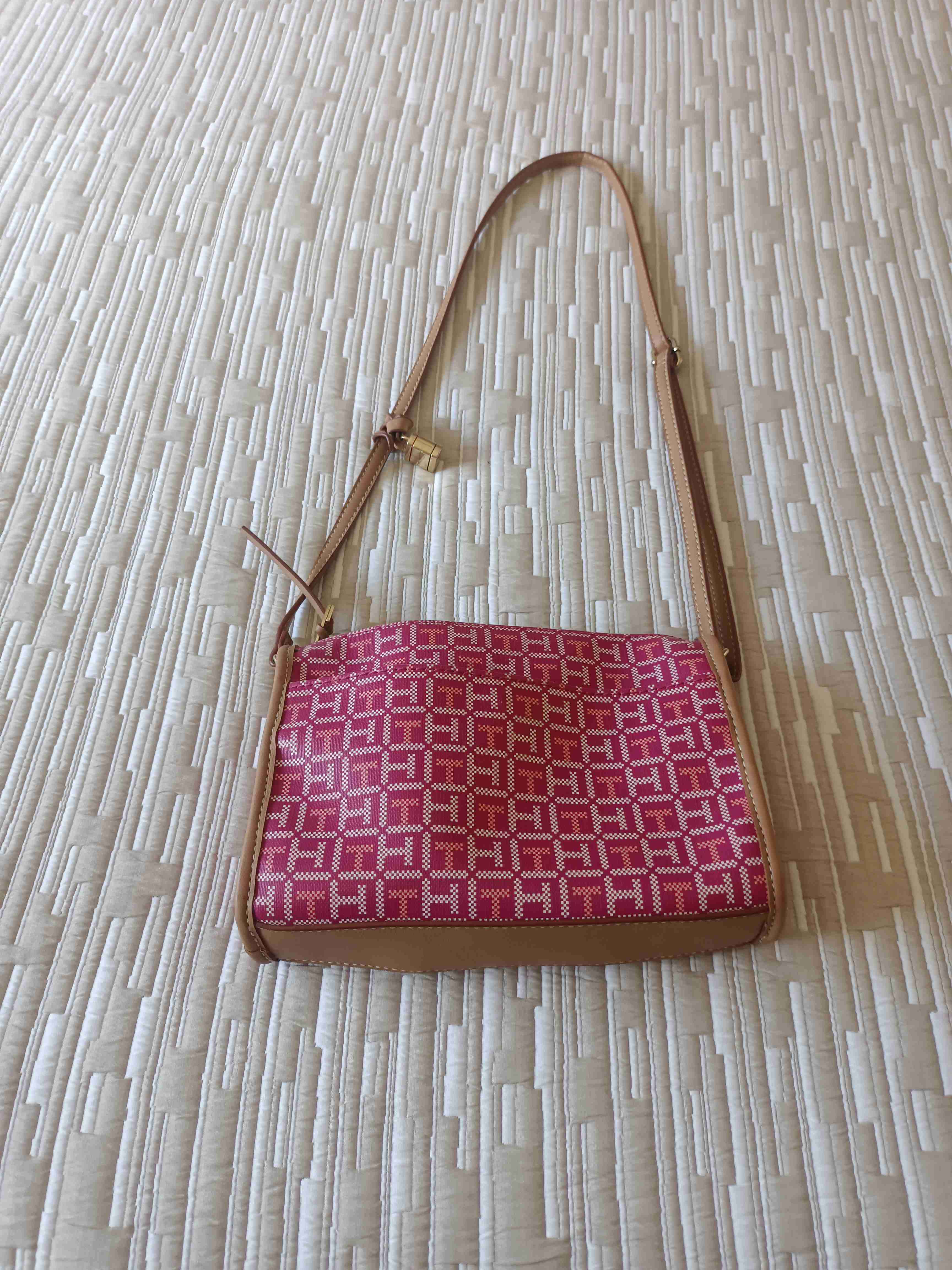 Cartera rosada de diseño - miniatura 1