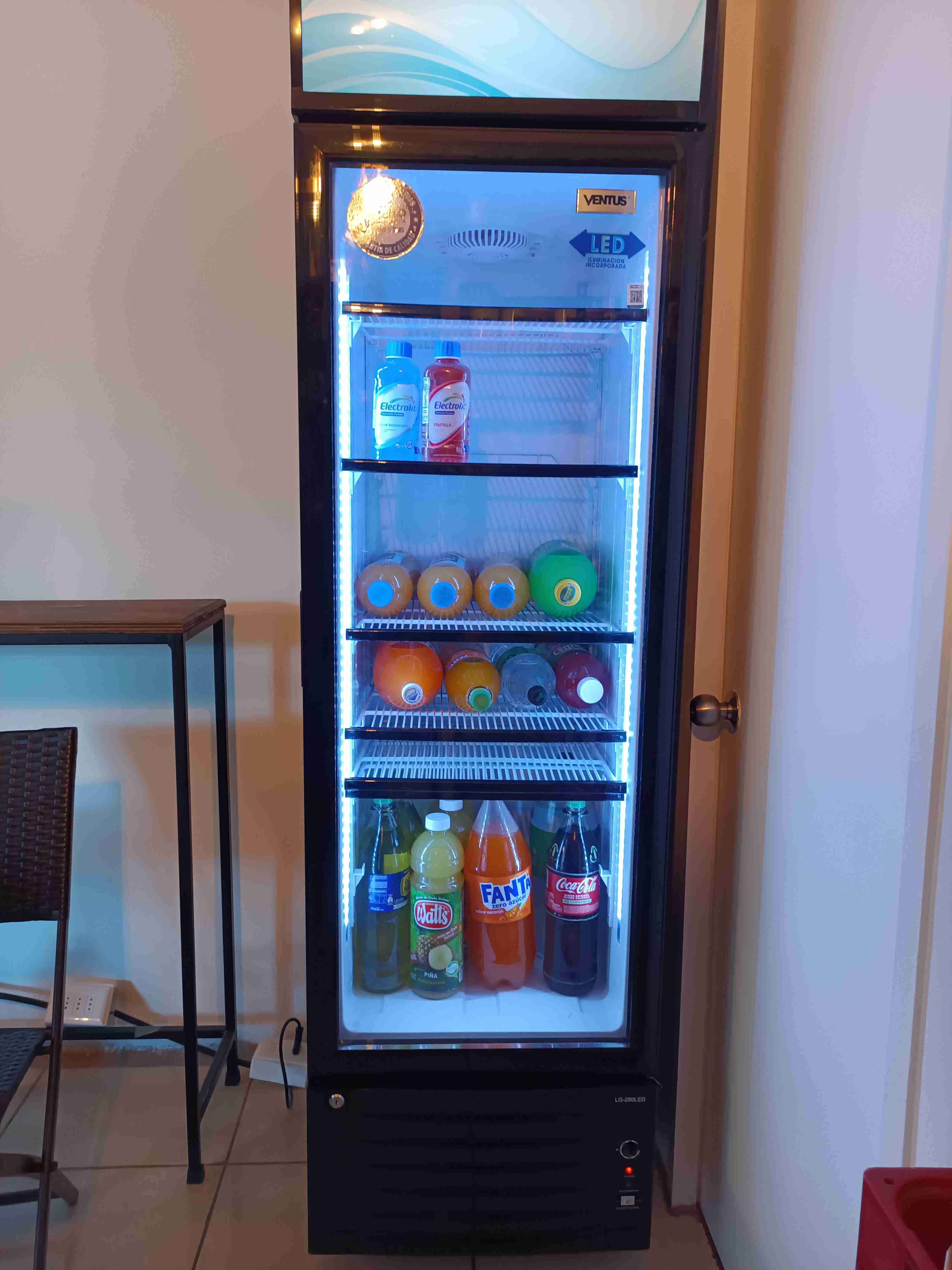 Refrigerador exhibidor Ventus