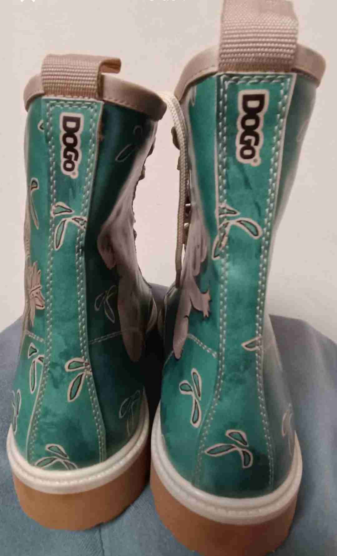 Botas verdes con diseño de koala marca dogo - miniatura 6