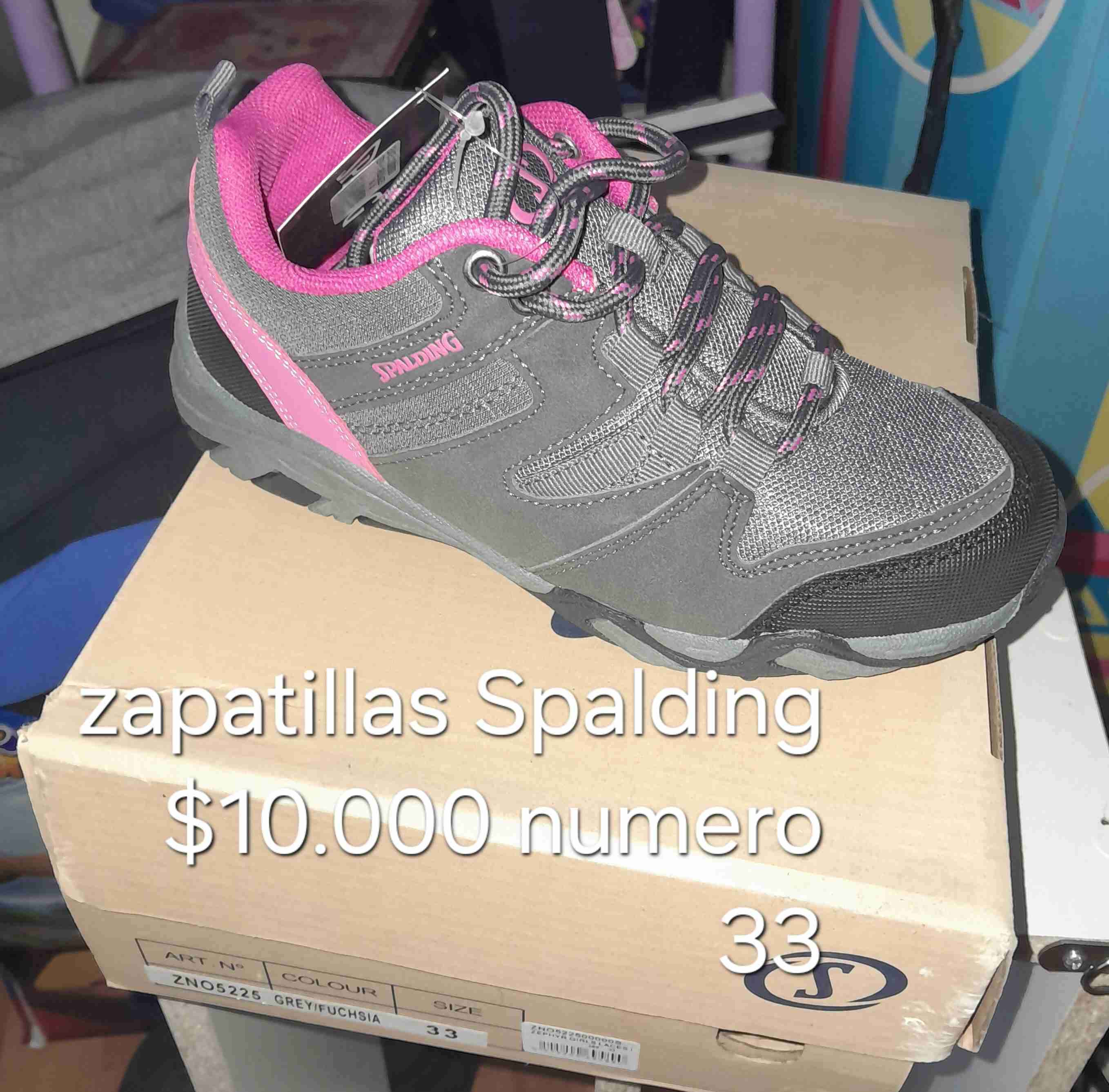Zapatillas rosadas con luces - miniatura 3