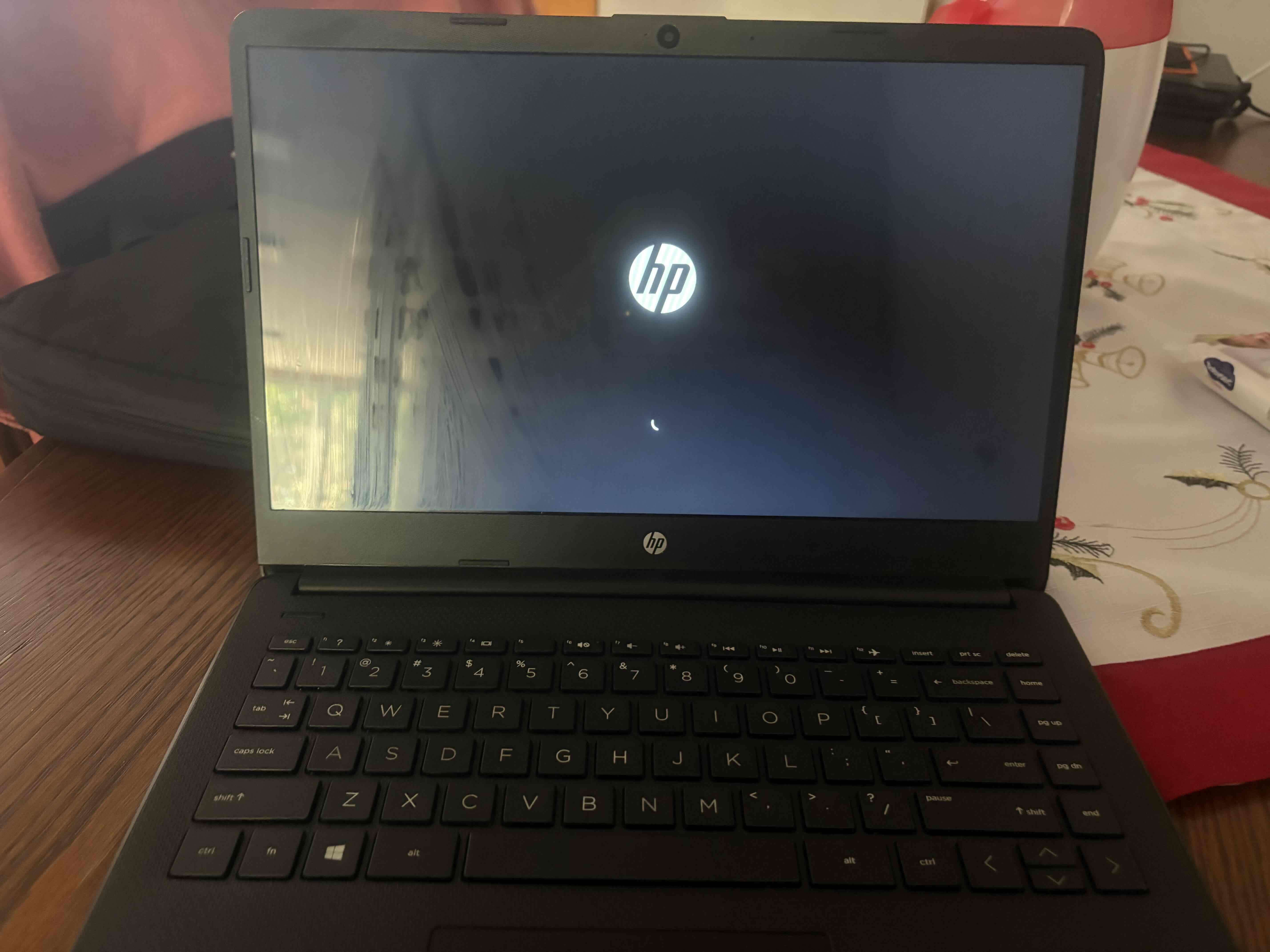 Equipo HP procesador AMD - miniatura 6