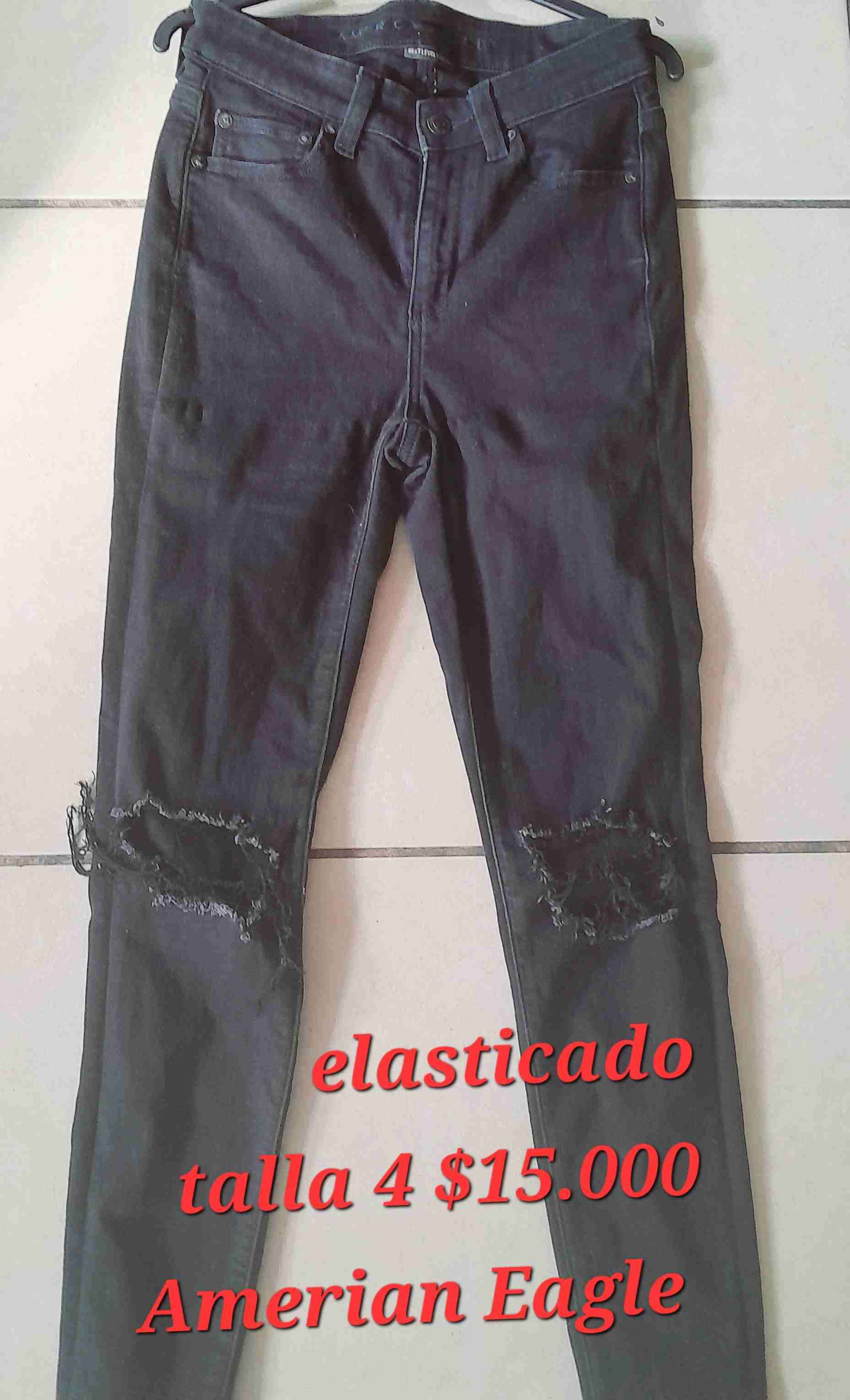 Jeans rotos American Eagle - miniatura 5