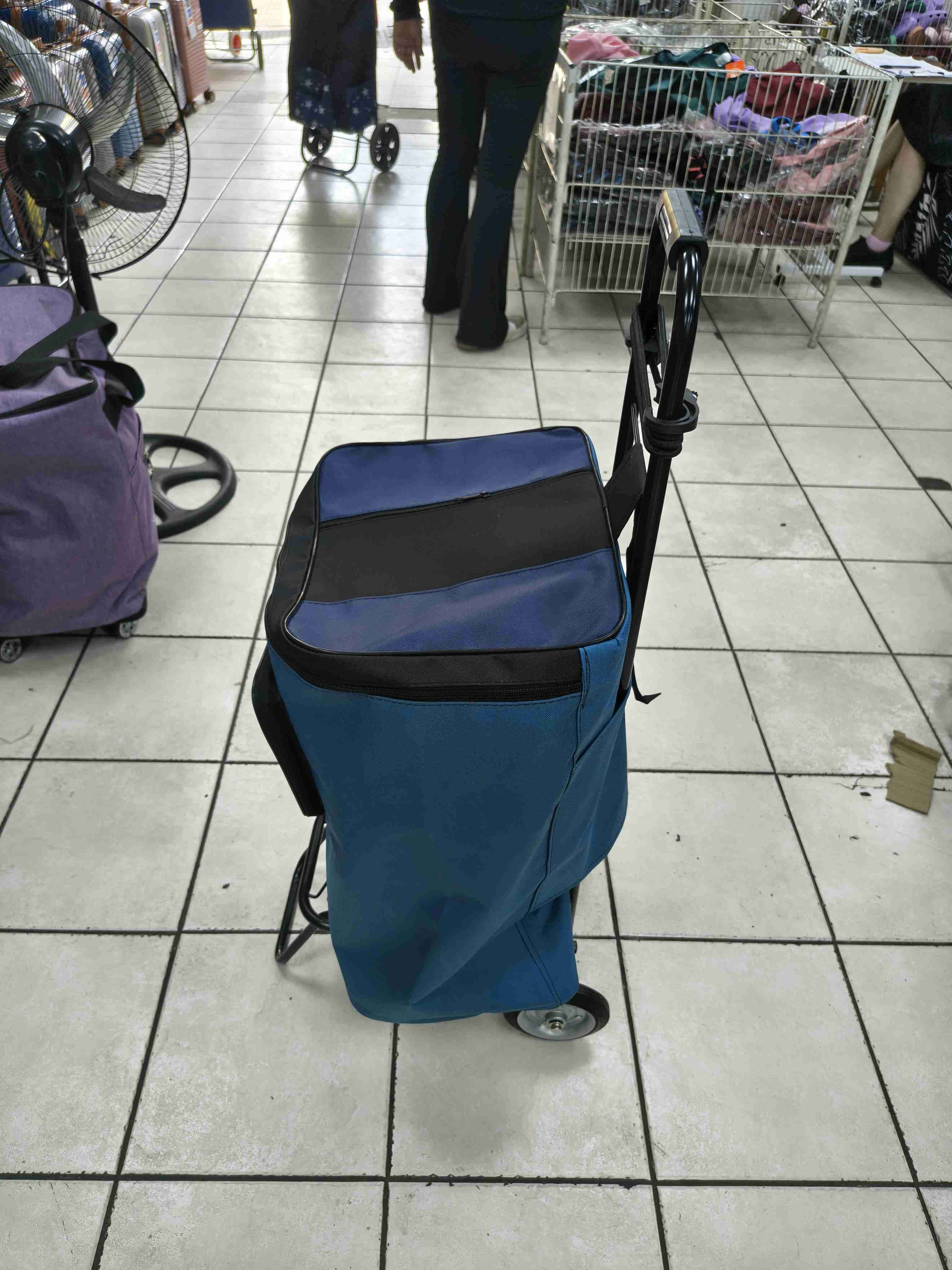 Carrito de compras o feria plegable azul - miniatura 4