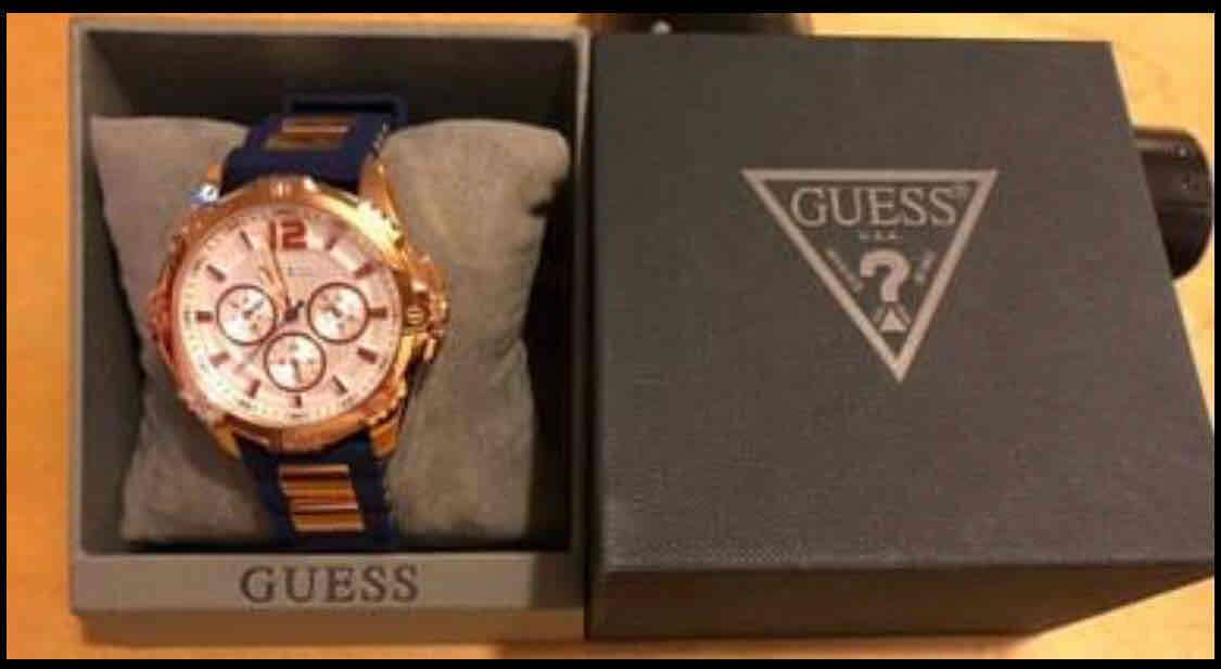 Reloj Guess dorado y azul nuevo - miniatura 1