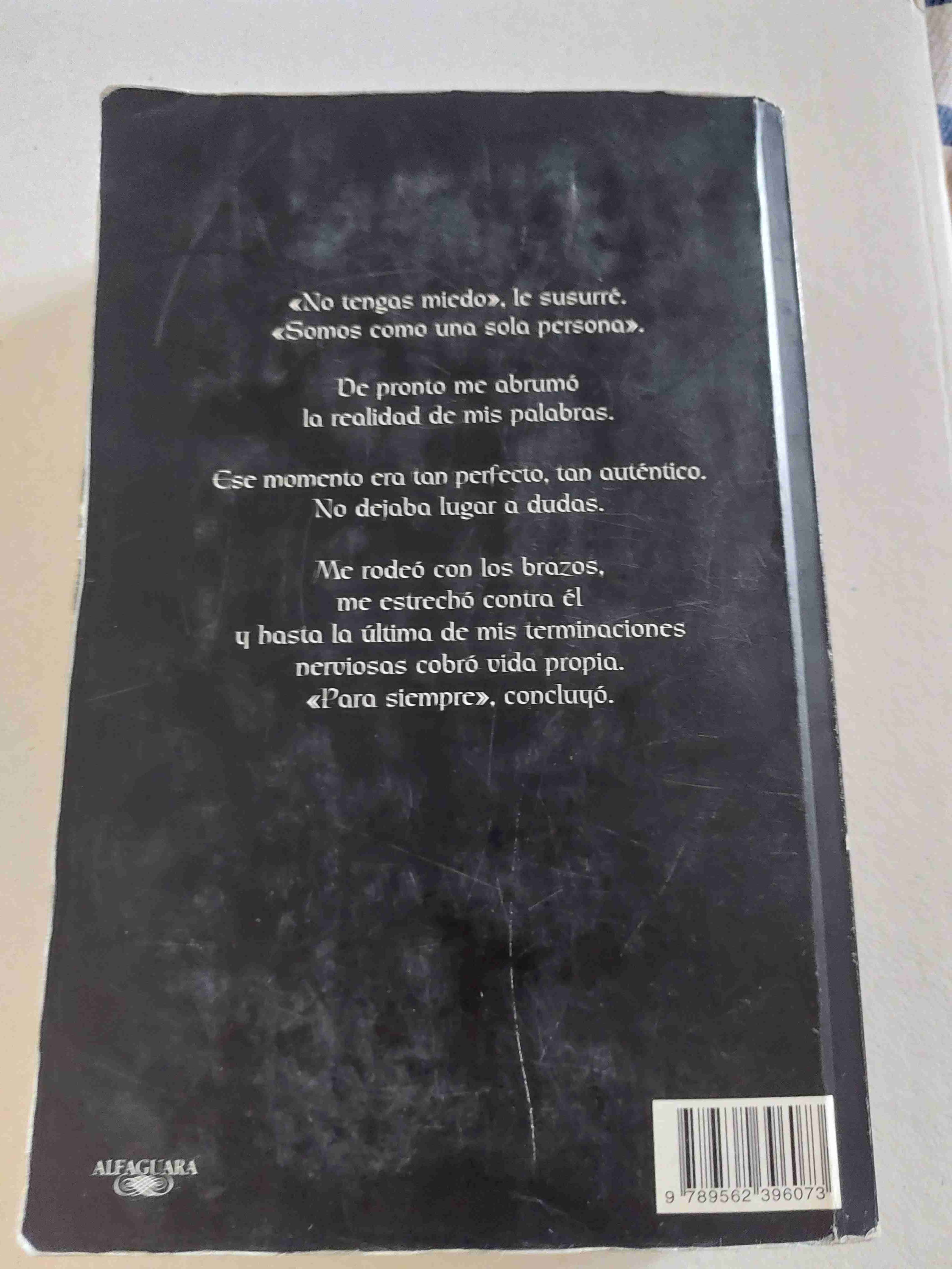 Libro Amanecer de Stephenie Meyer - miniatura 2