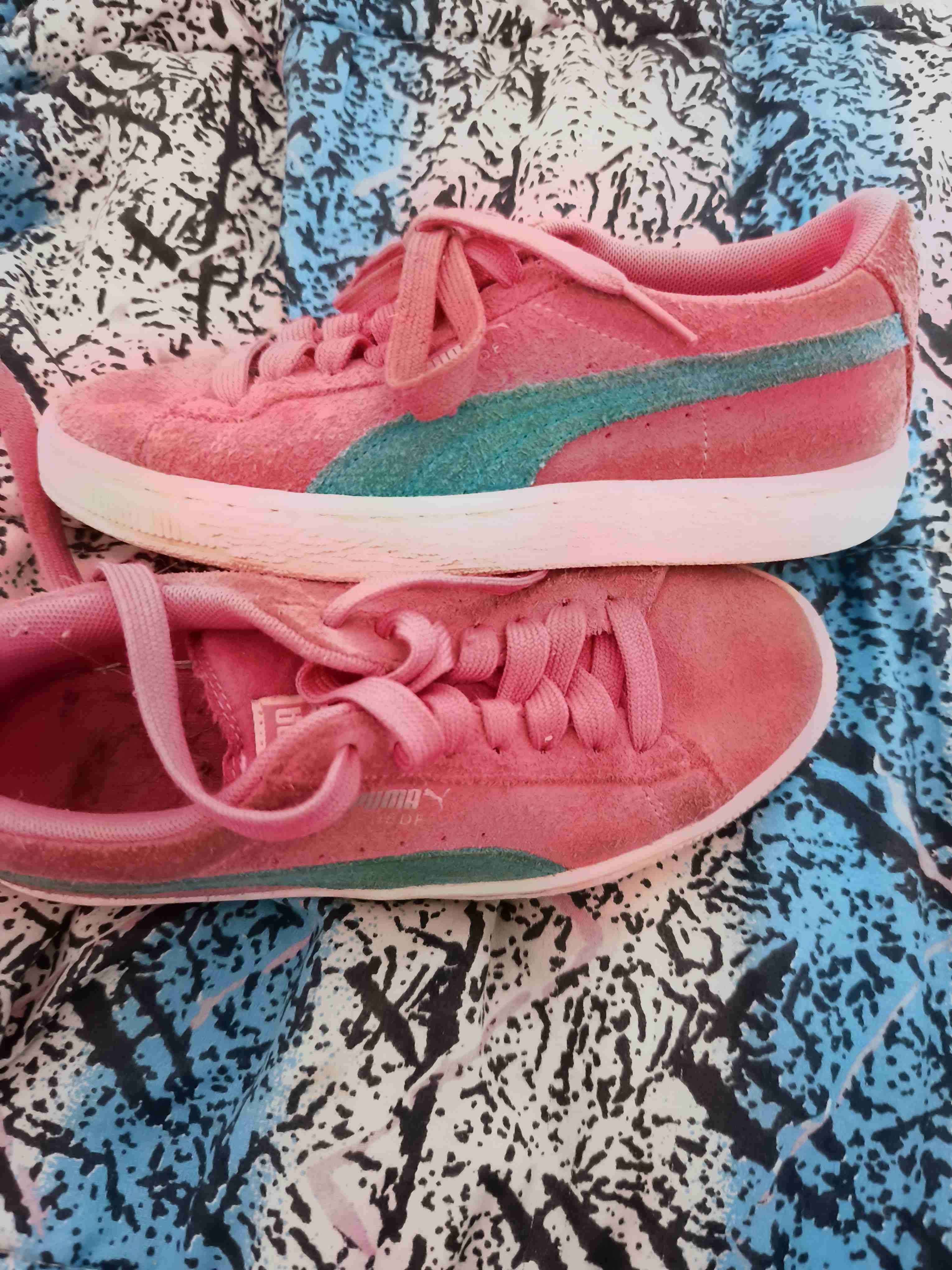 Zapatillas rosas marca Puma - miniatura 1