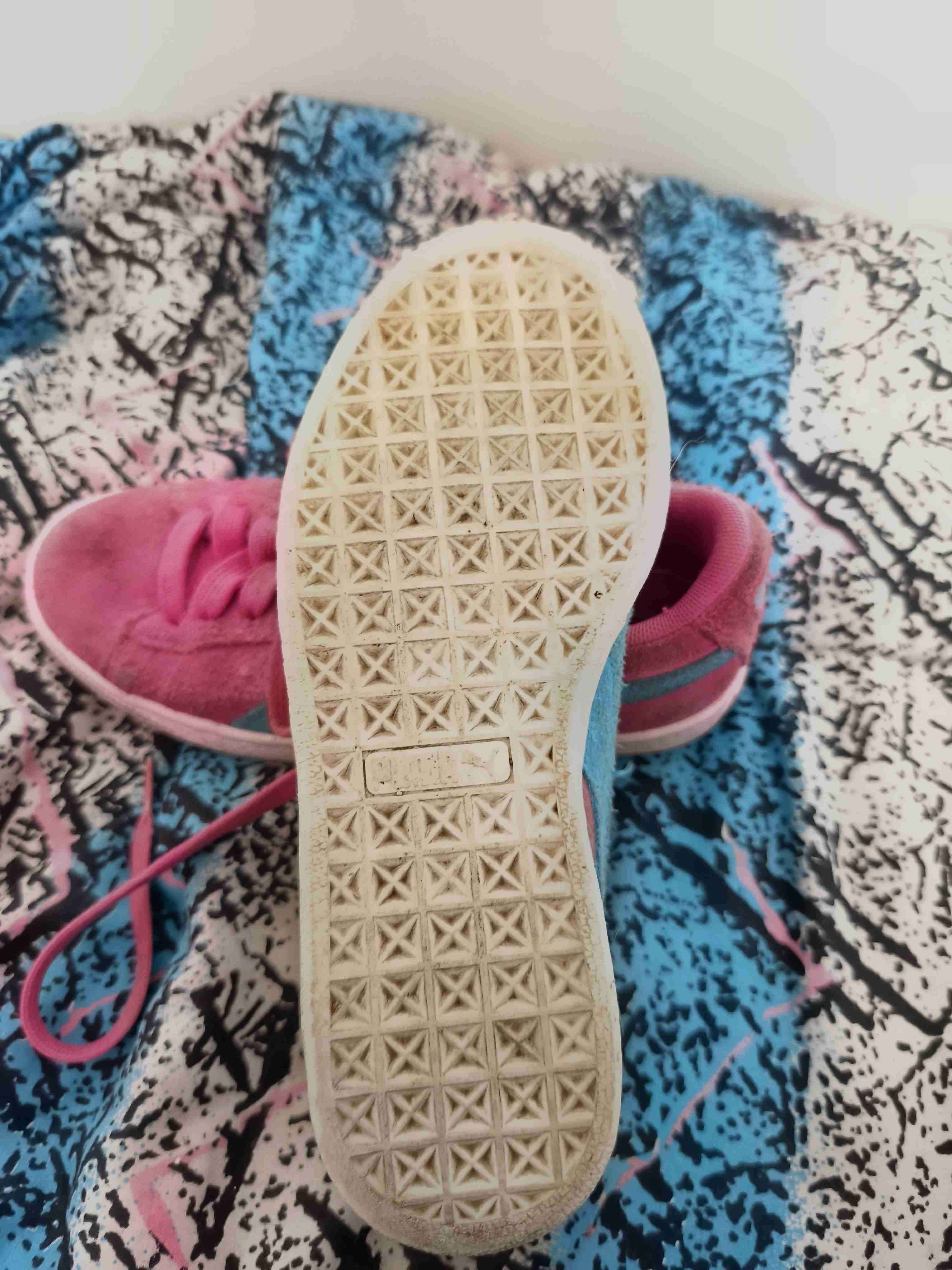 Zapatillas rosas marca Puma - miniatura 3