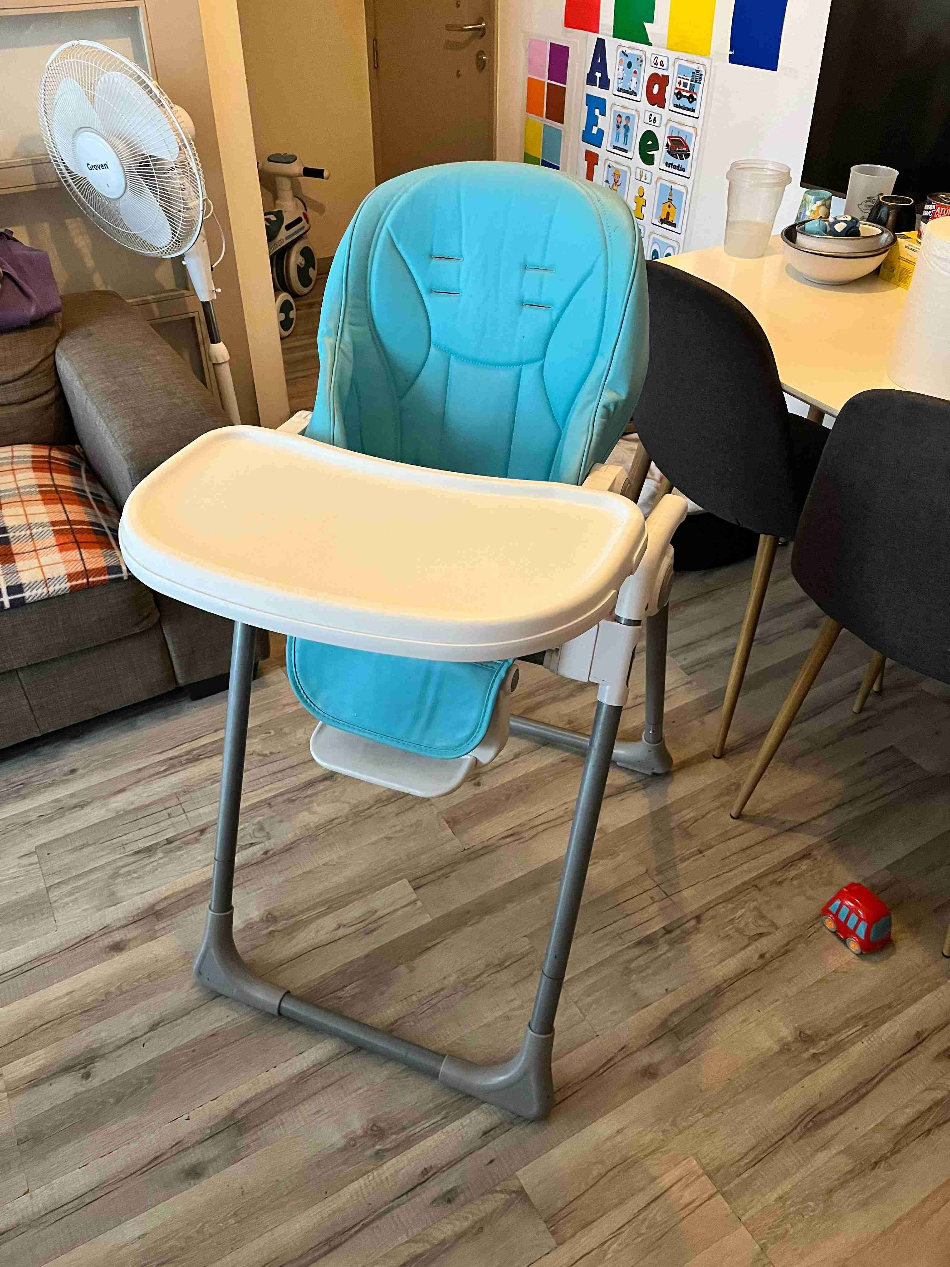 Silla de comer para bebé celeste - miniatura 2