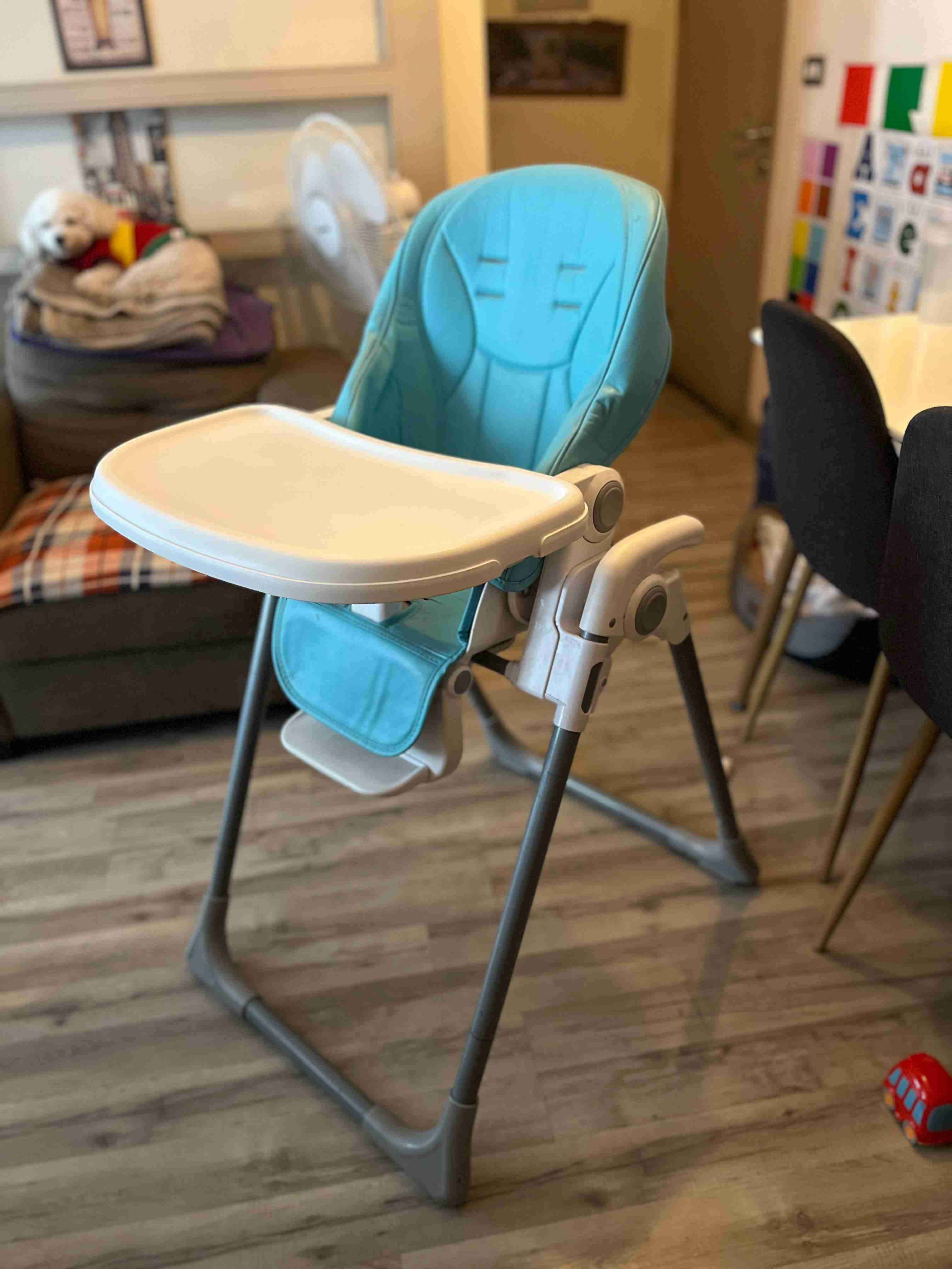 Silla de comer para bebé celeste - miniatura 3