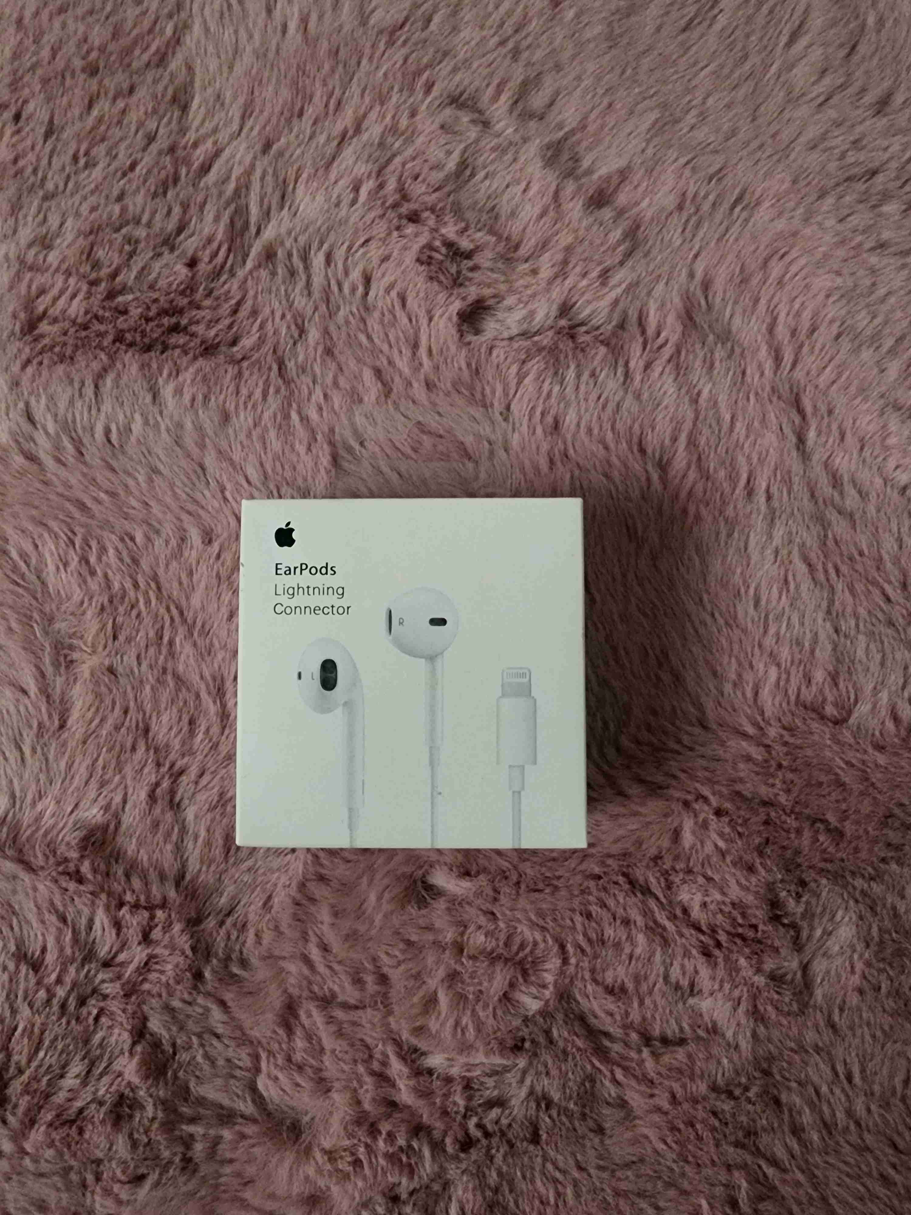 Auriculares EarPods con conector Lightning