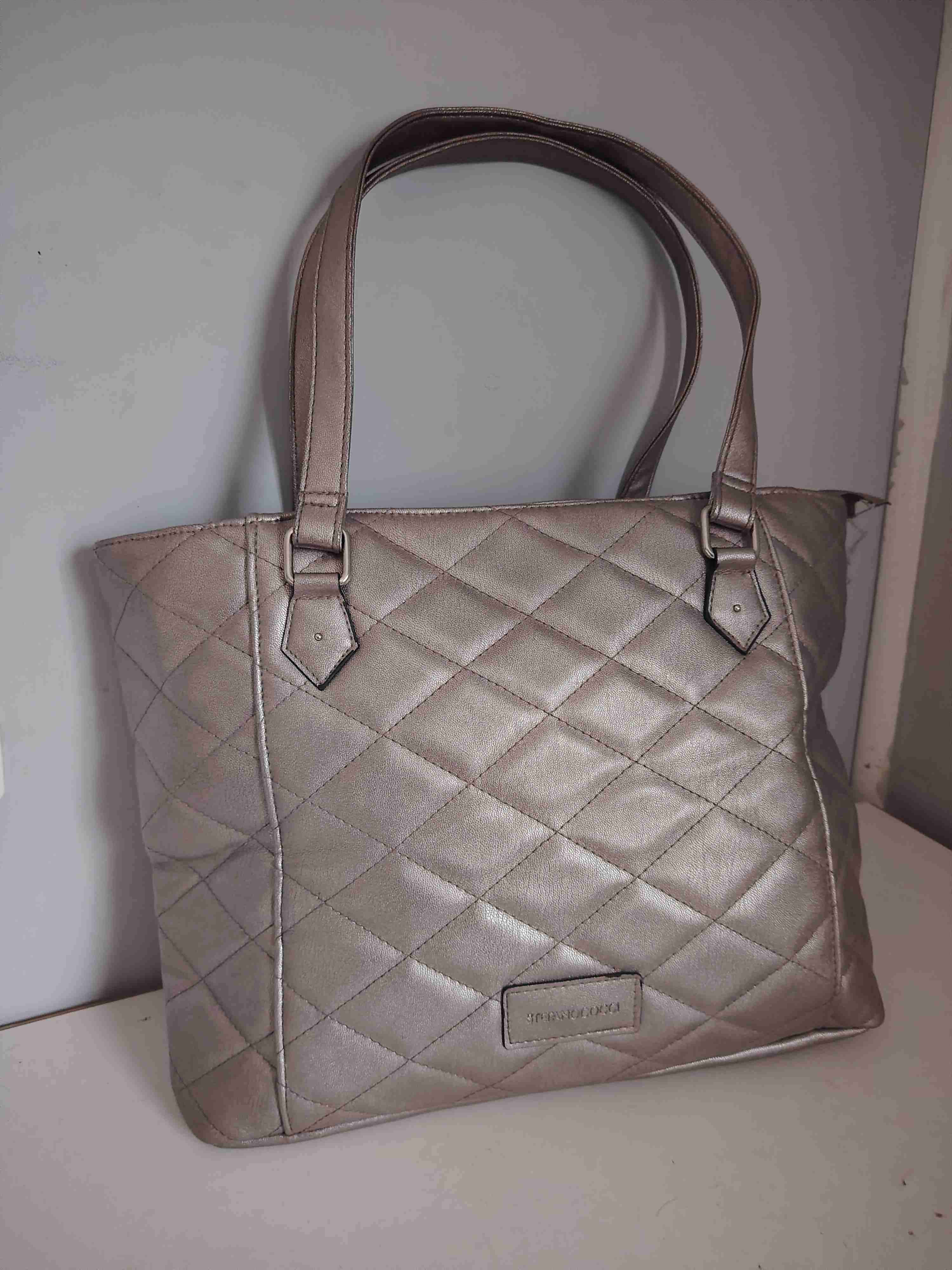 Bolso acolchado color gris