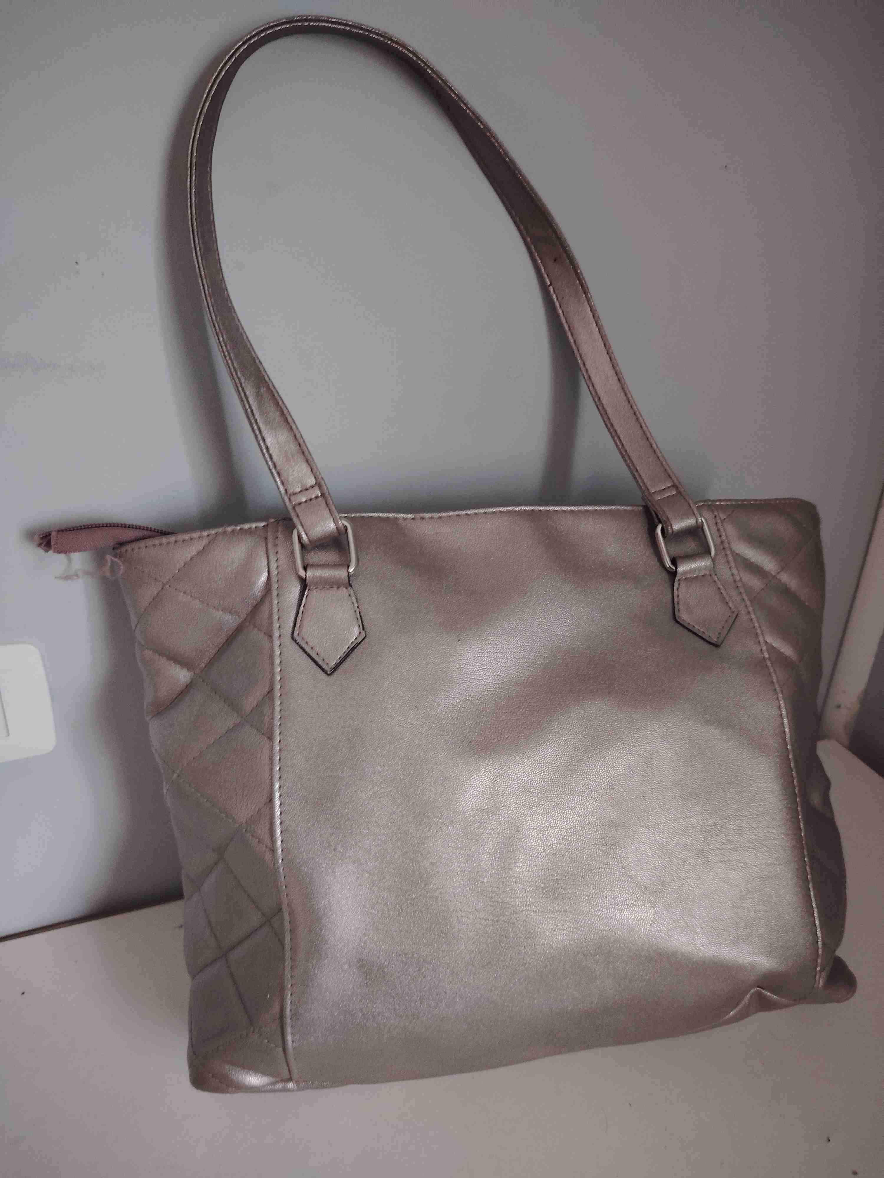 Bolso acolchado color gris - miniatura 2
