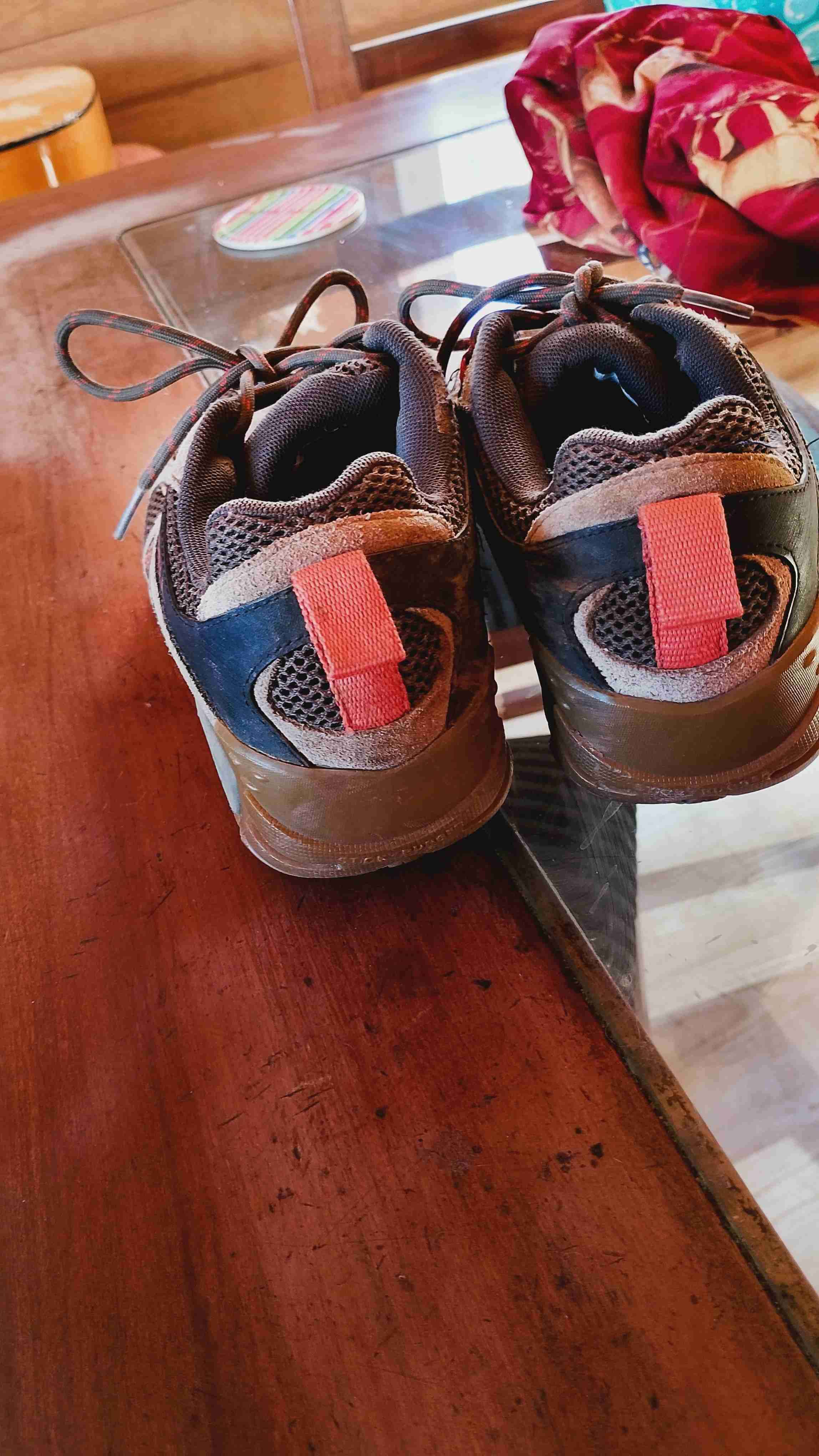 Zapatillas deportivas Merrell usadas - miniatura 2