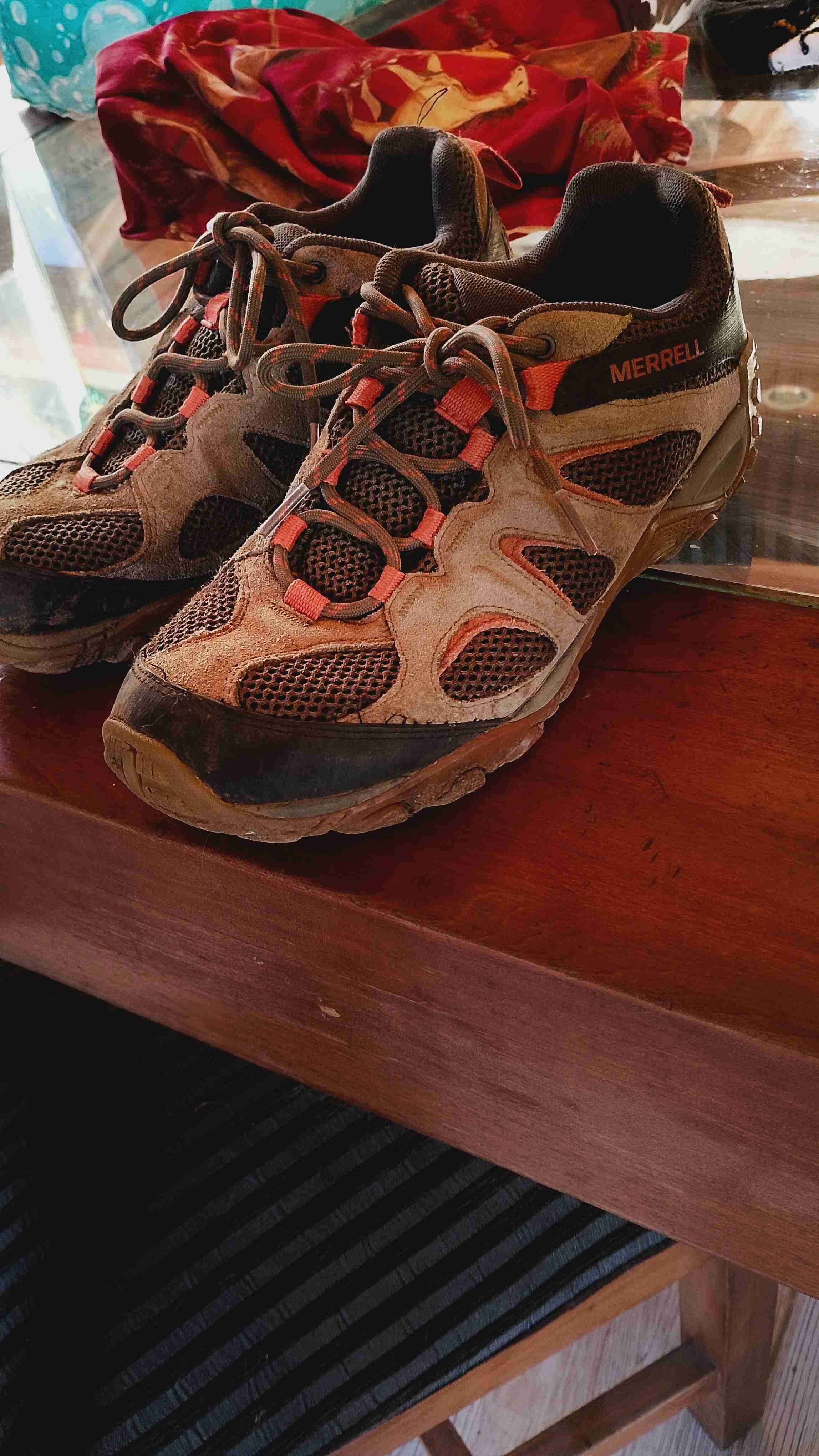 Zapatillas deportivas Merrell usadas - miniatura 3