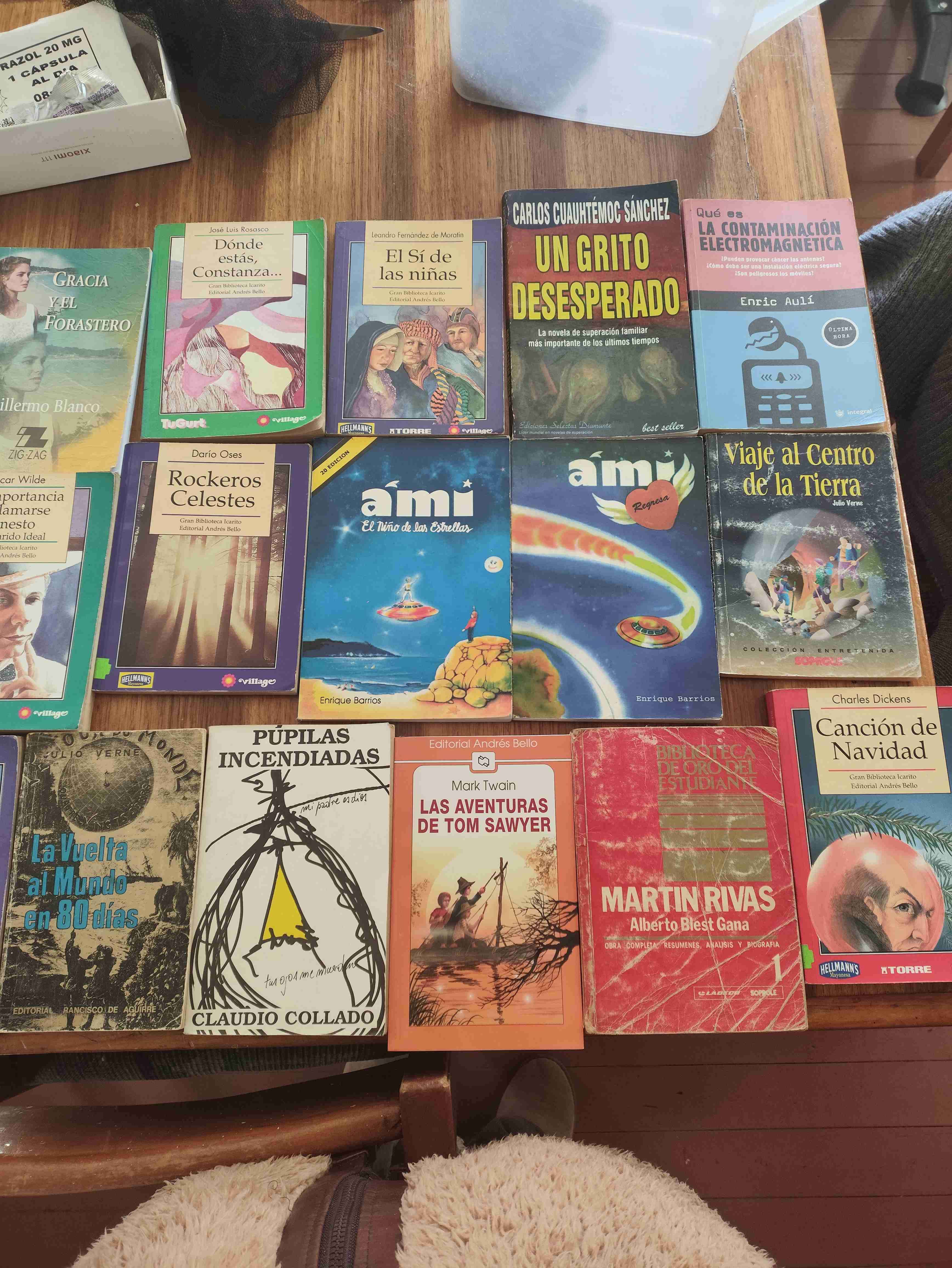 Lote 21 libros - miniatura 1