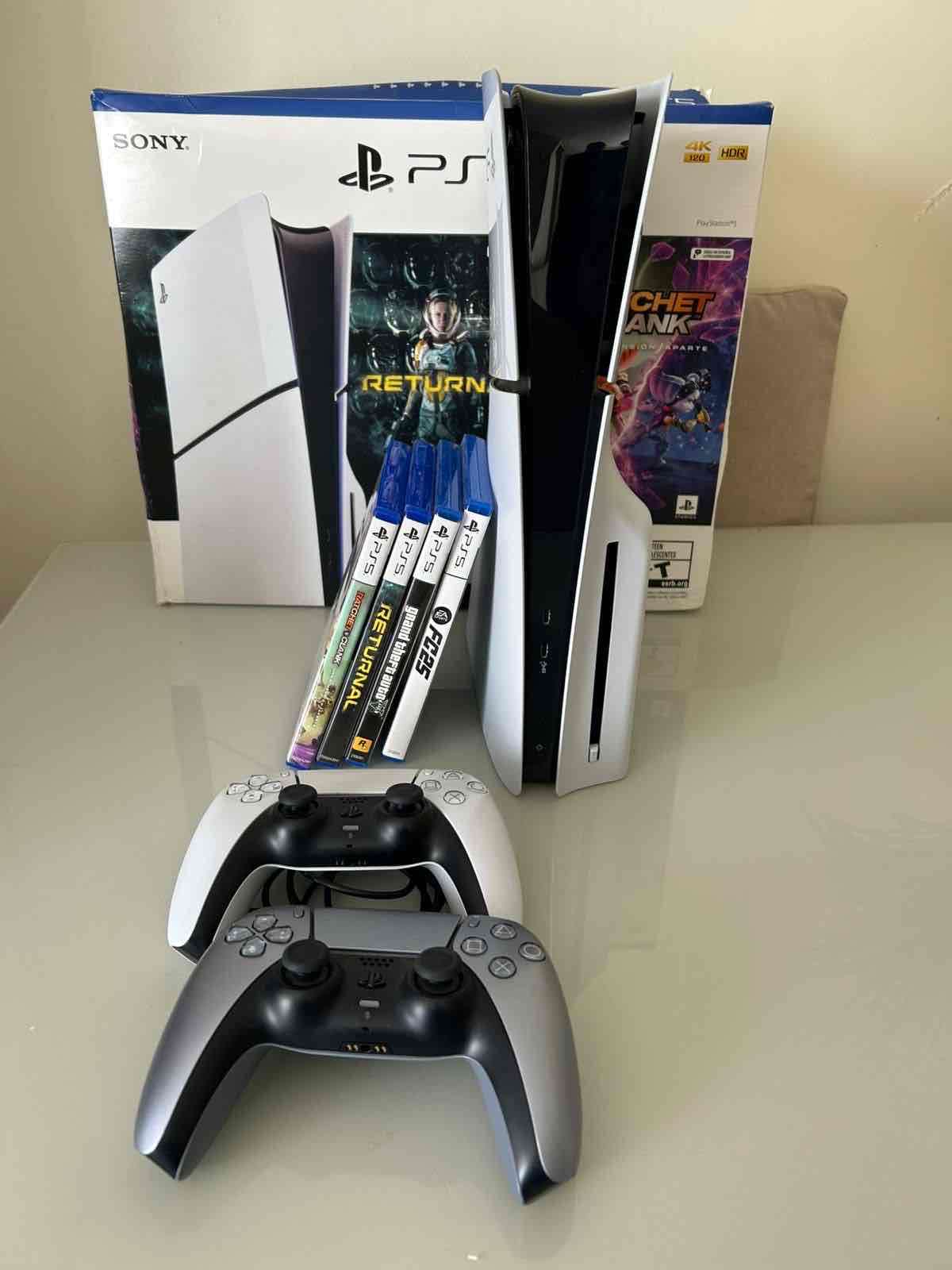 PS5 Slim Standard 1TB (con lector de discos) - miniatura 1