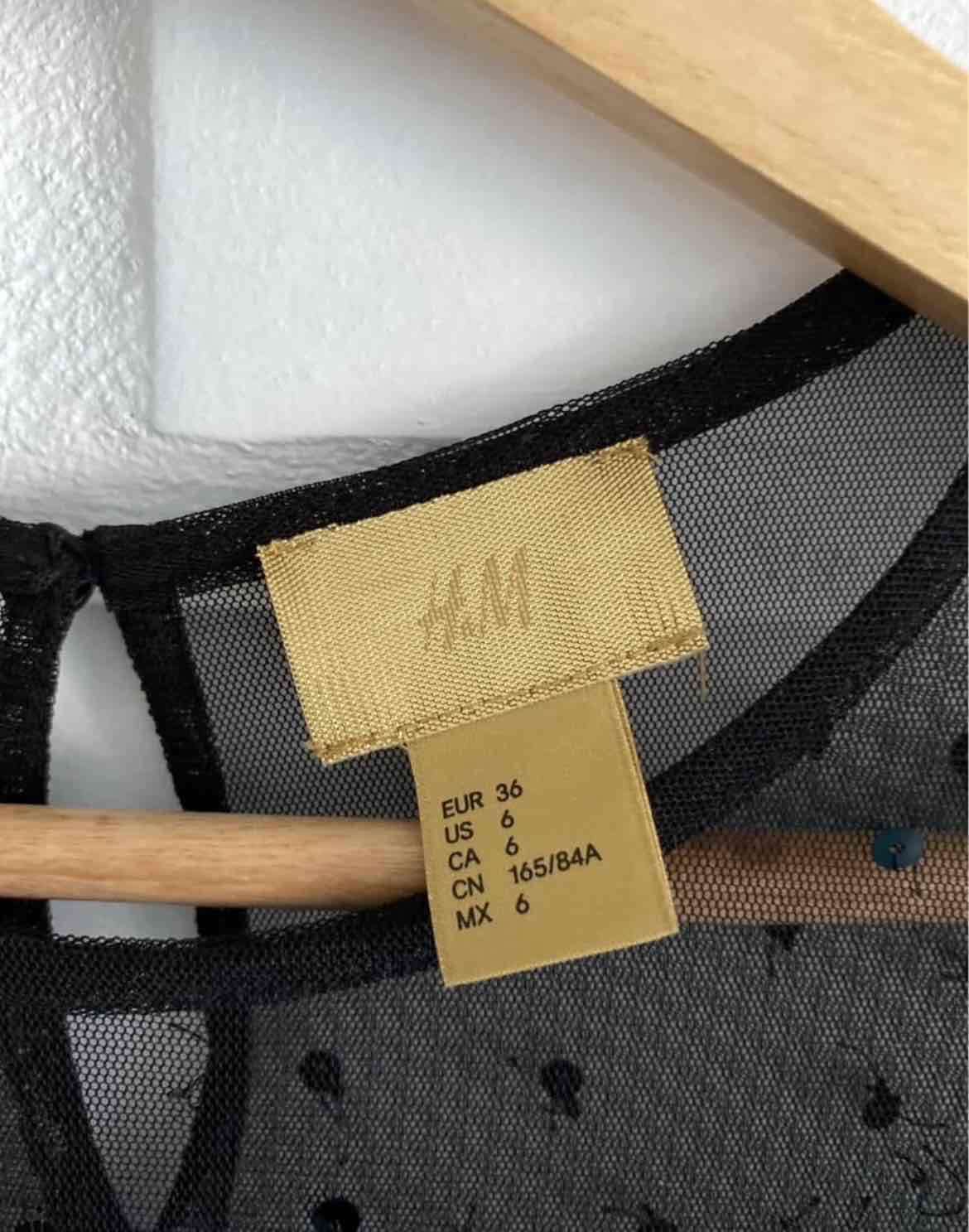 Vestido de lentejuelas negro - miniatura 5
