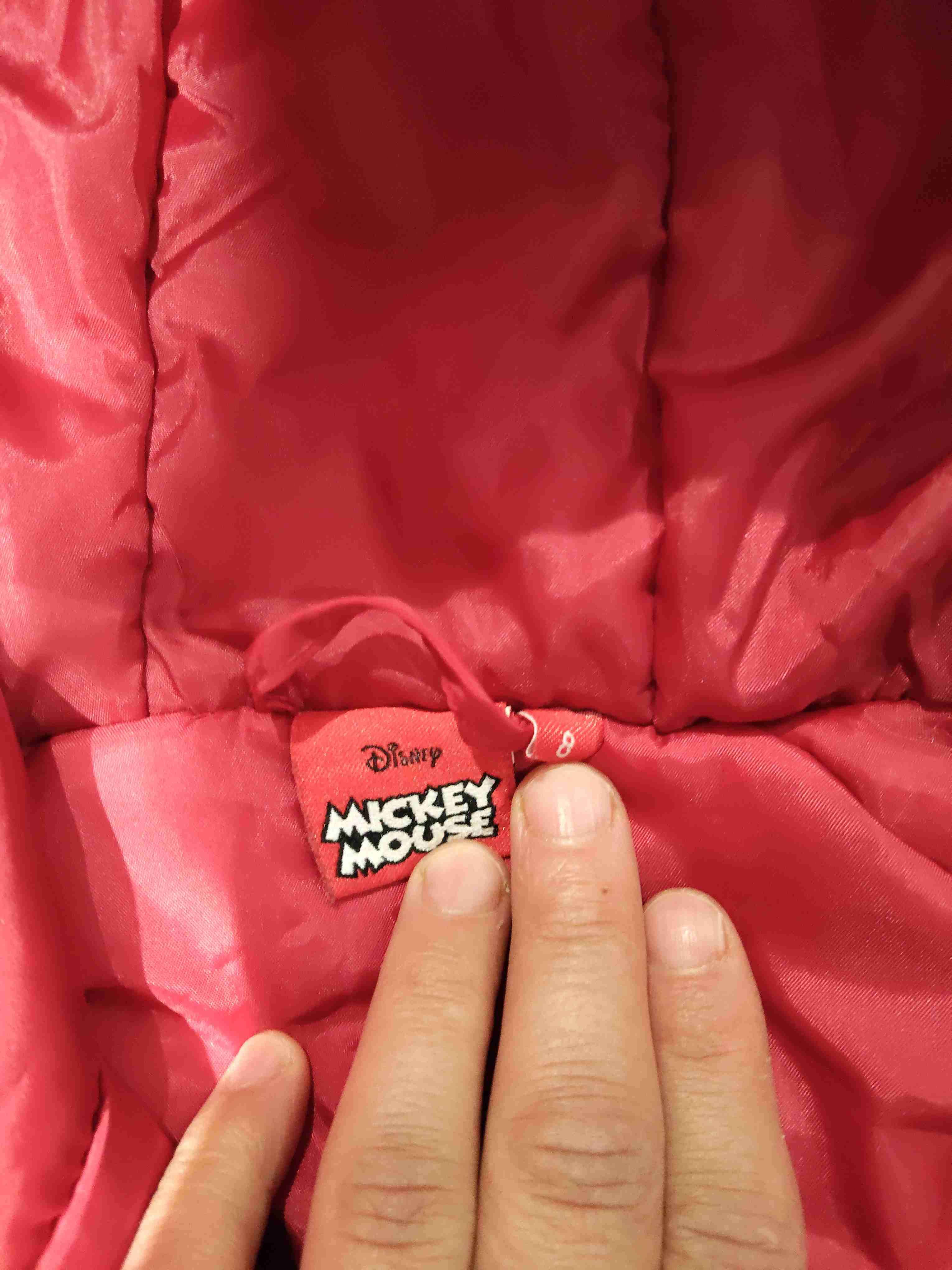 Chaqueta impermeable rojo y negro - miniatura 2