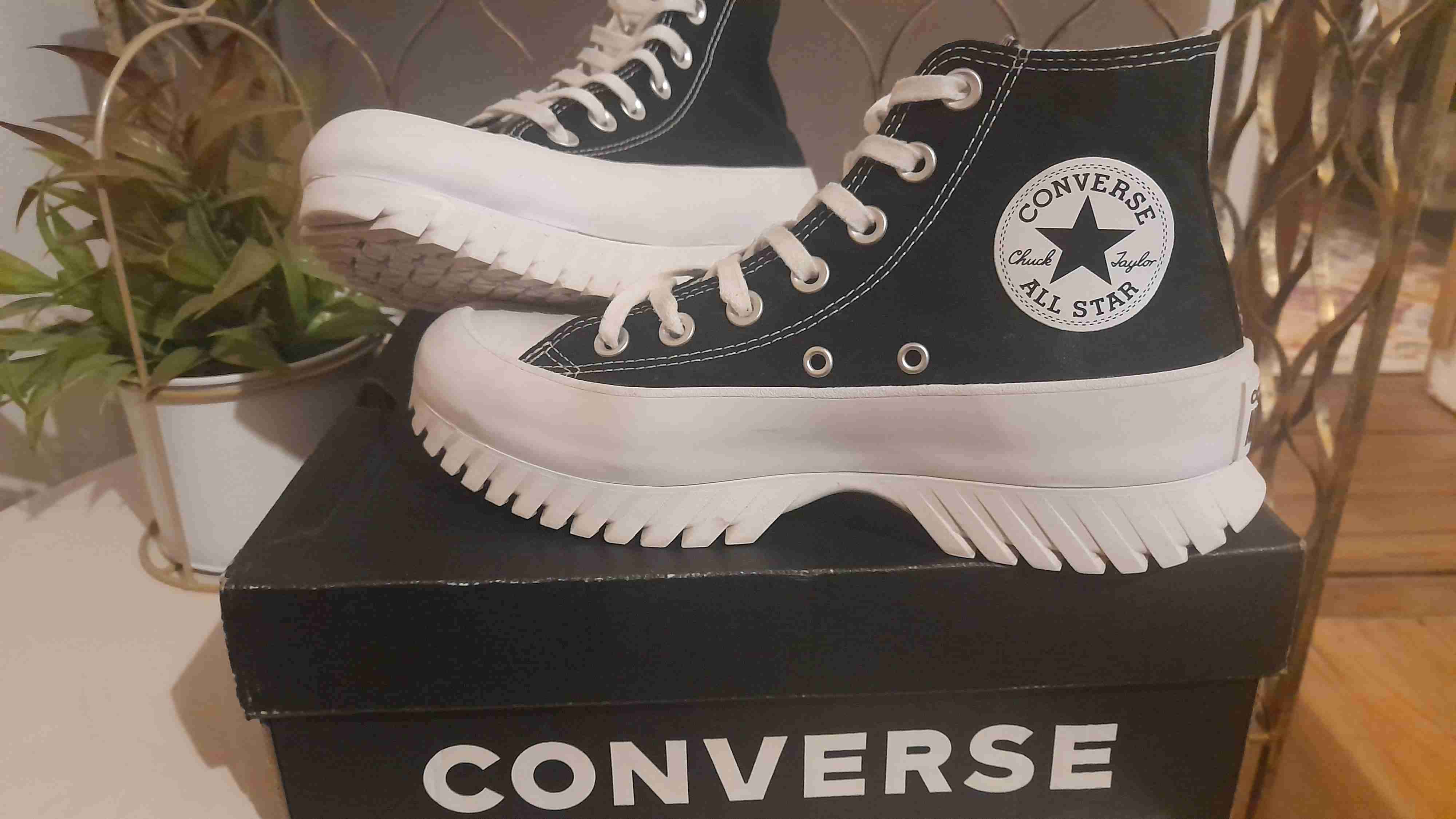 Zapatillas Converse Chuck Taylor negras - miniatura 2