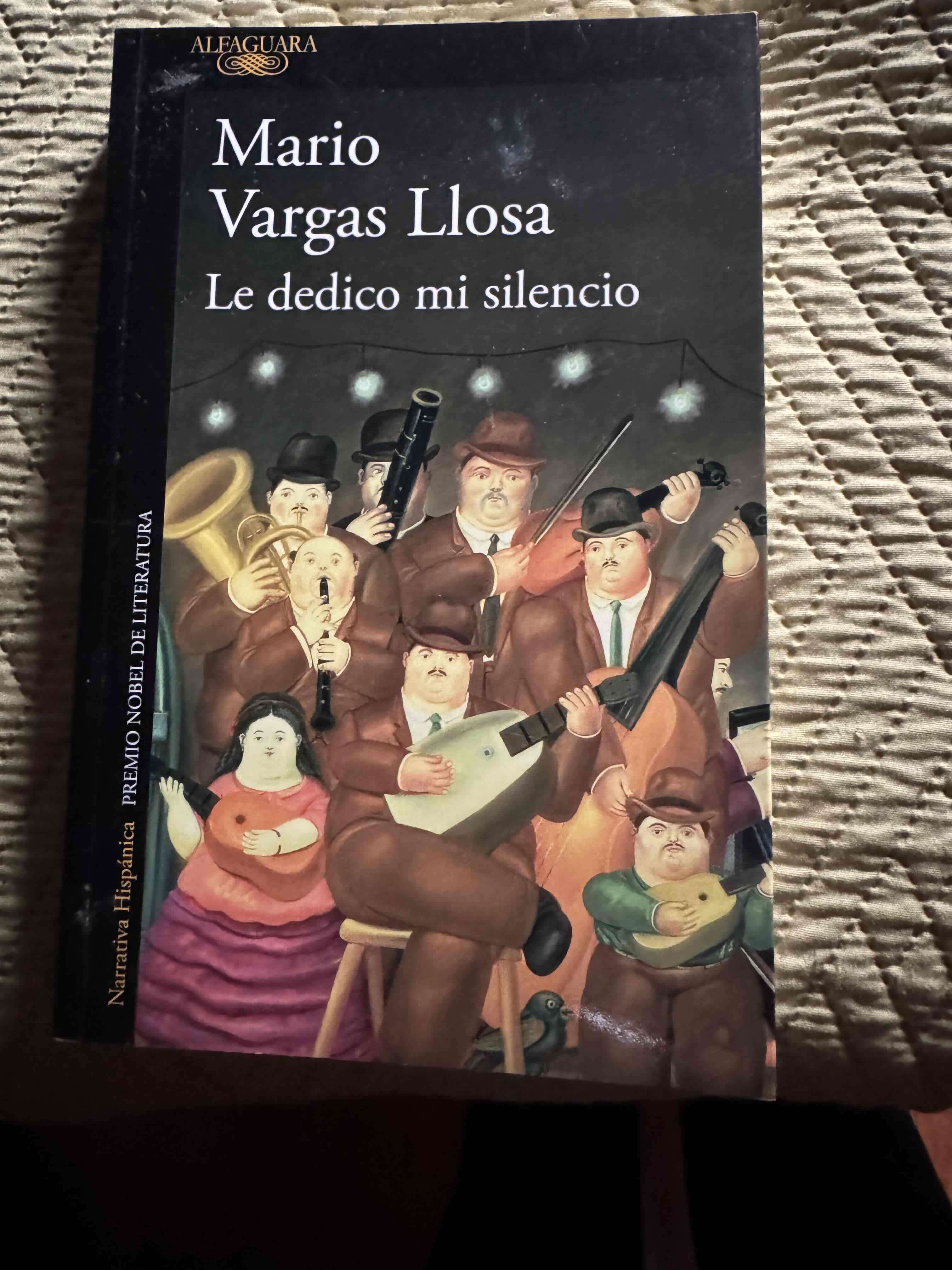 Libro 'Le dedico mi silencio' de Mario Vargas Llosa - miniatura 1