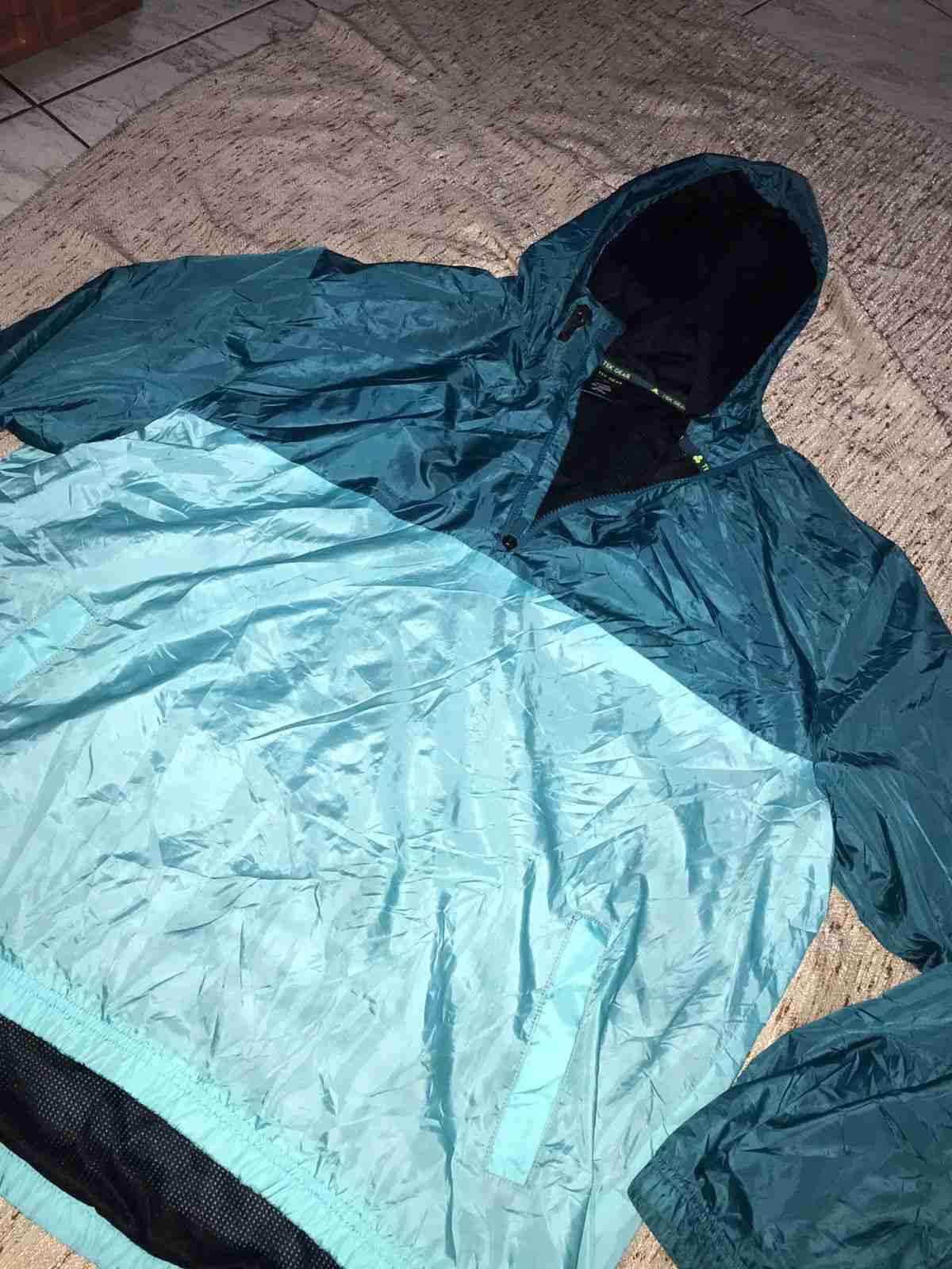 Cortavientos y chaquetas 300 modelos distintos