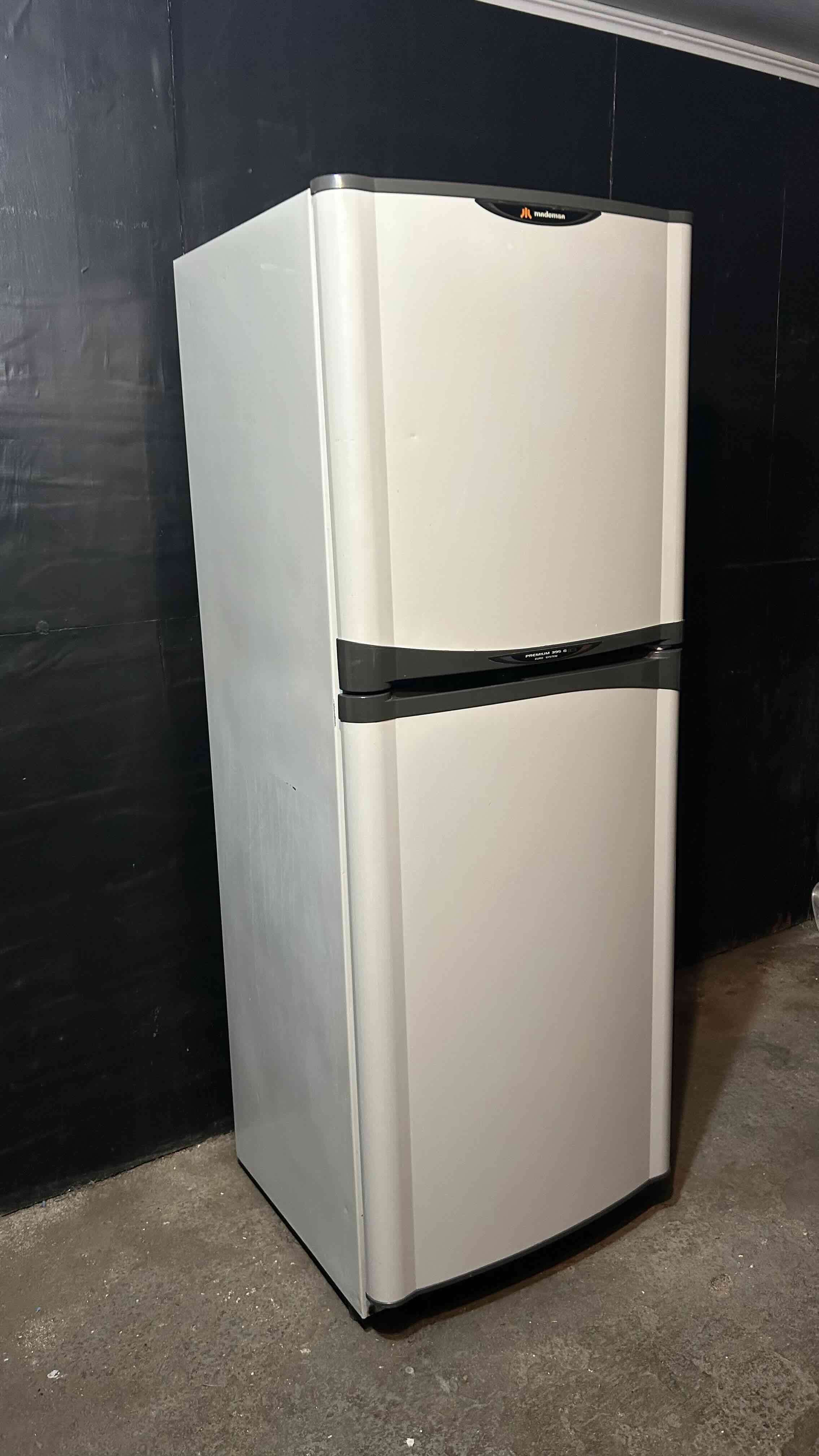 Refrigerador Mandemsa - miniatura 2