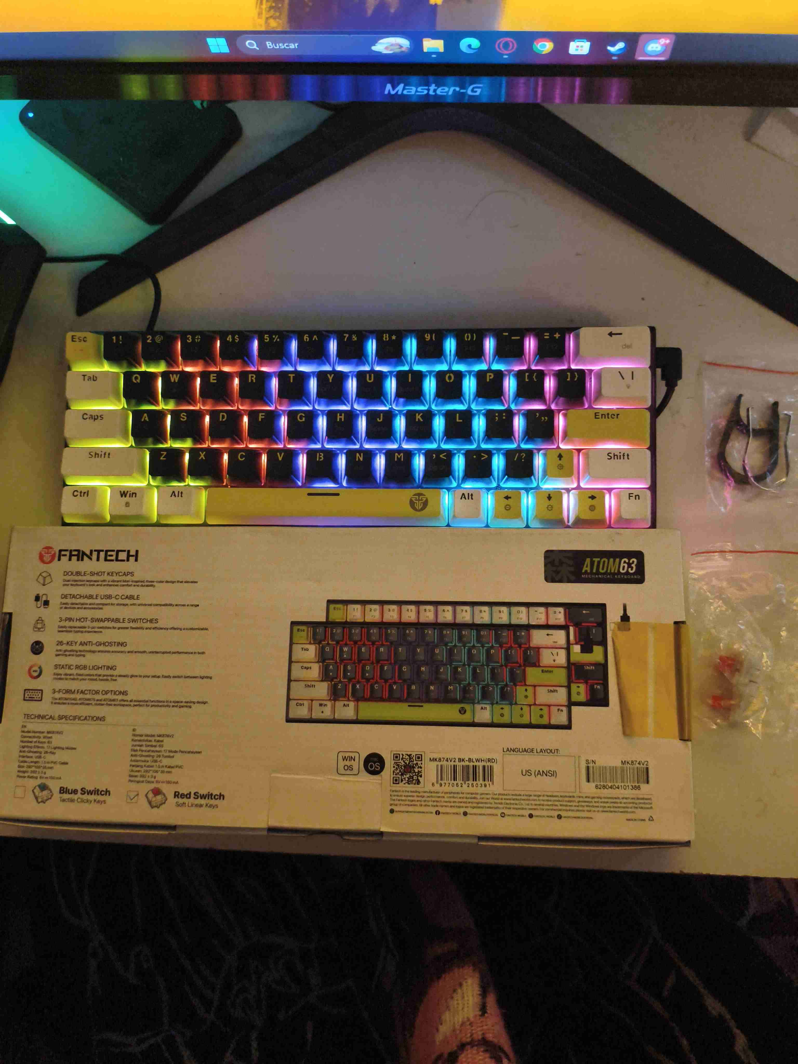 Teclado mecánico Fantech ATOM63 RGB - miniatura 1
