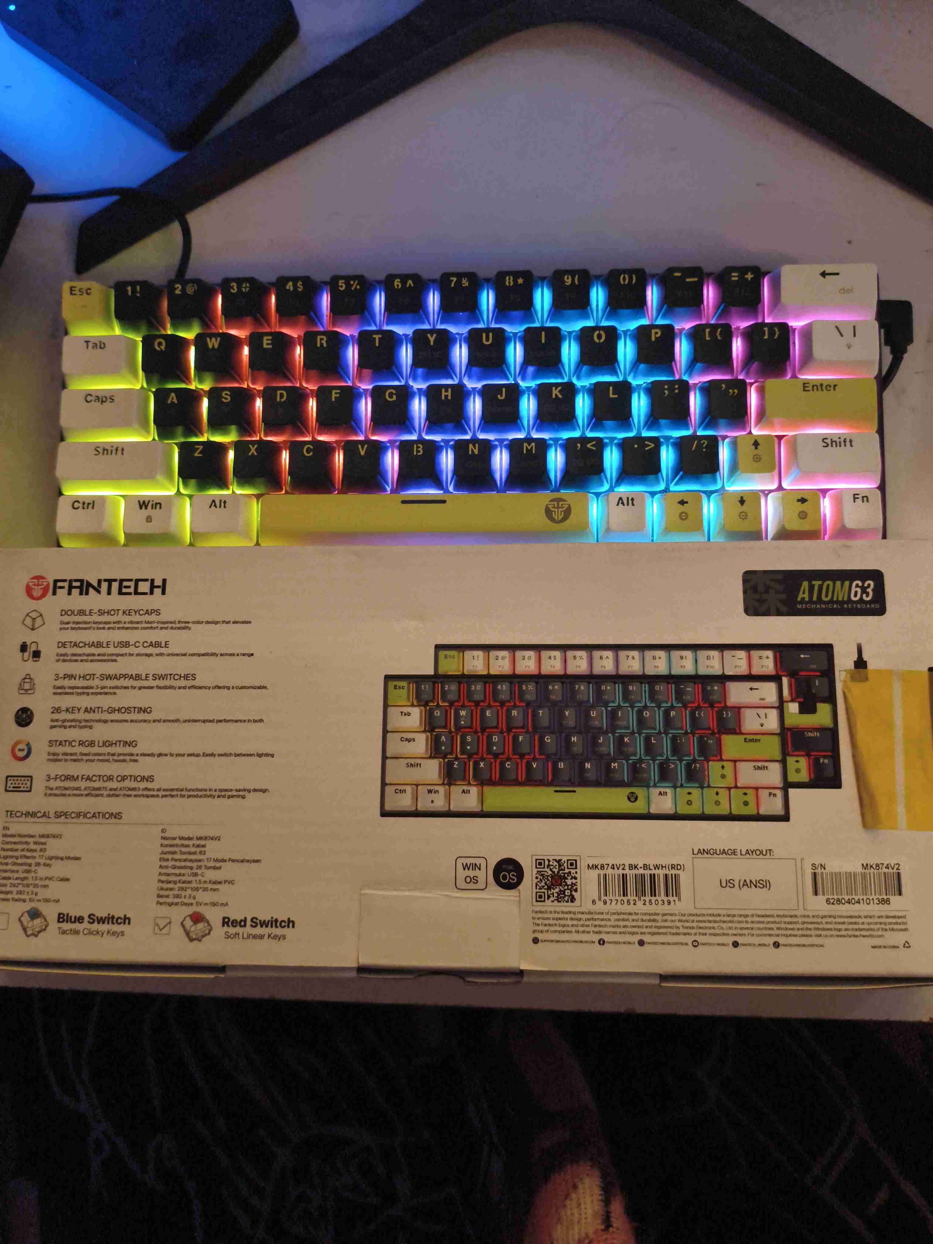 Teclado mecánico Fantech ATOM63 RGB - miniatura 2