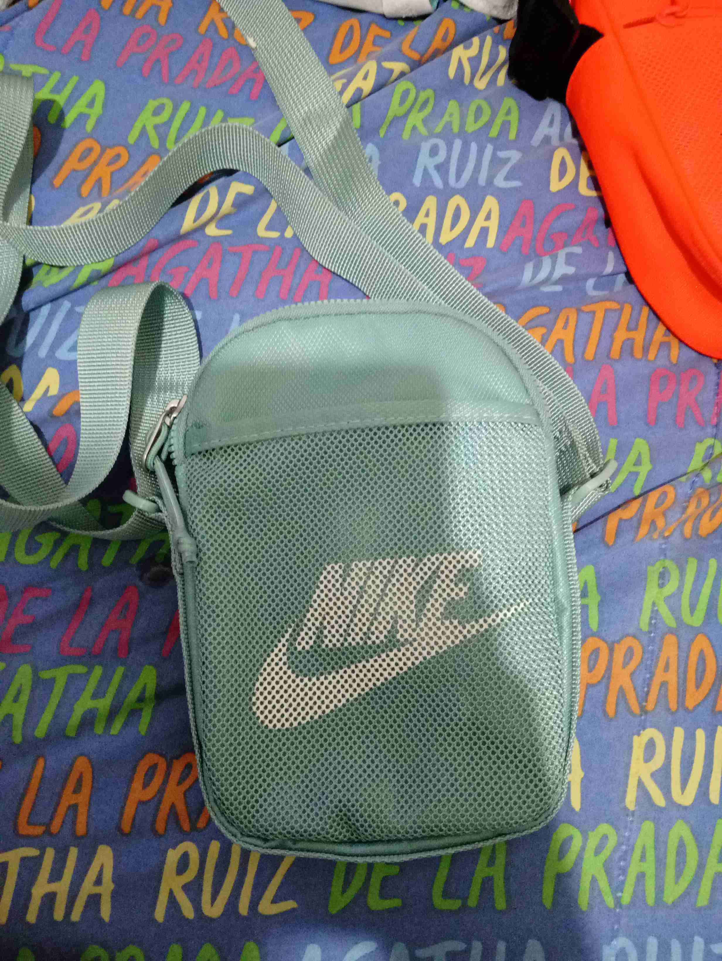 Bolso pequeño Nike Original a 20.000 - miniatura 2