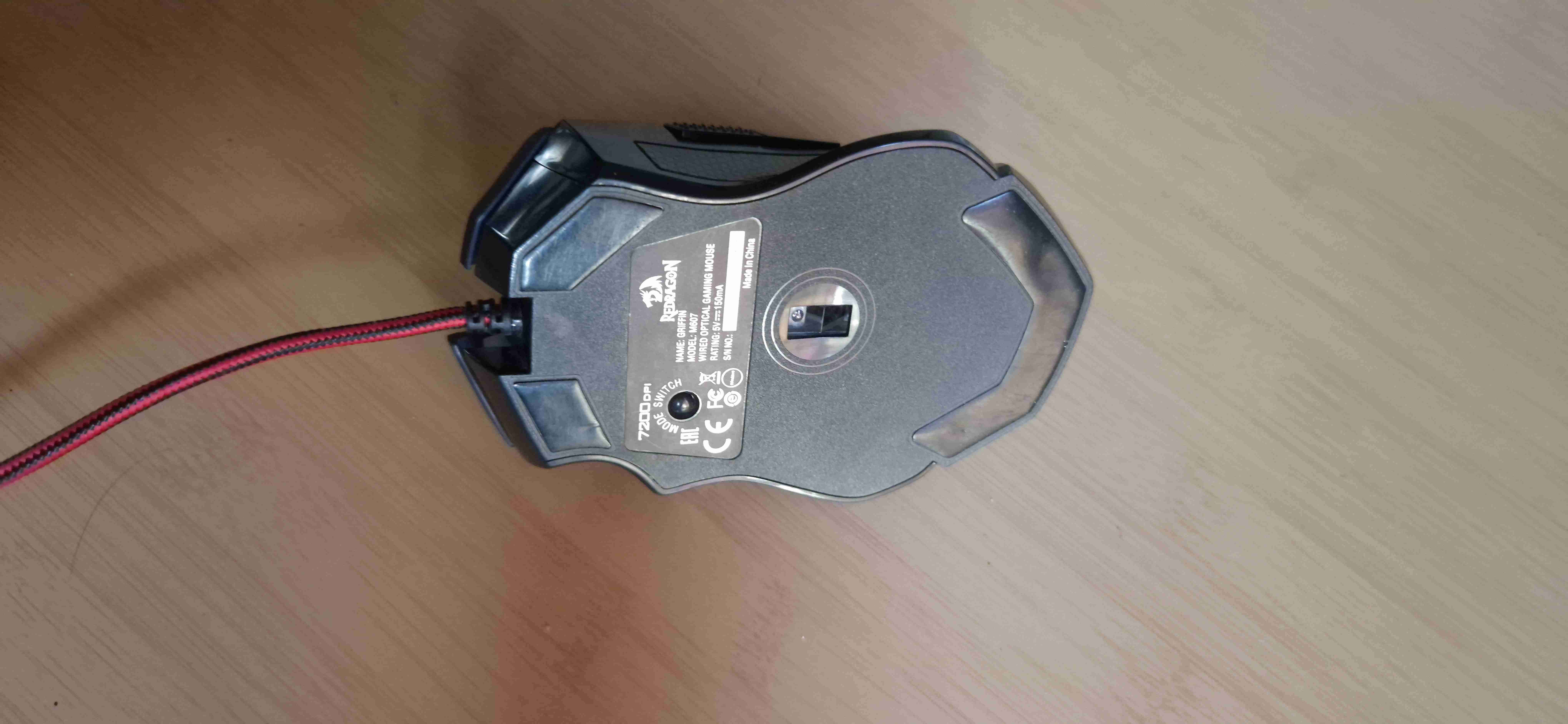 Mouse gamer Redragon negro - miniatura 2