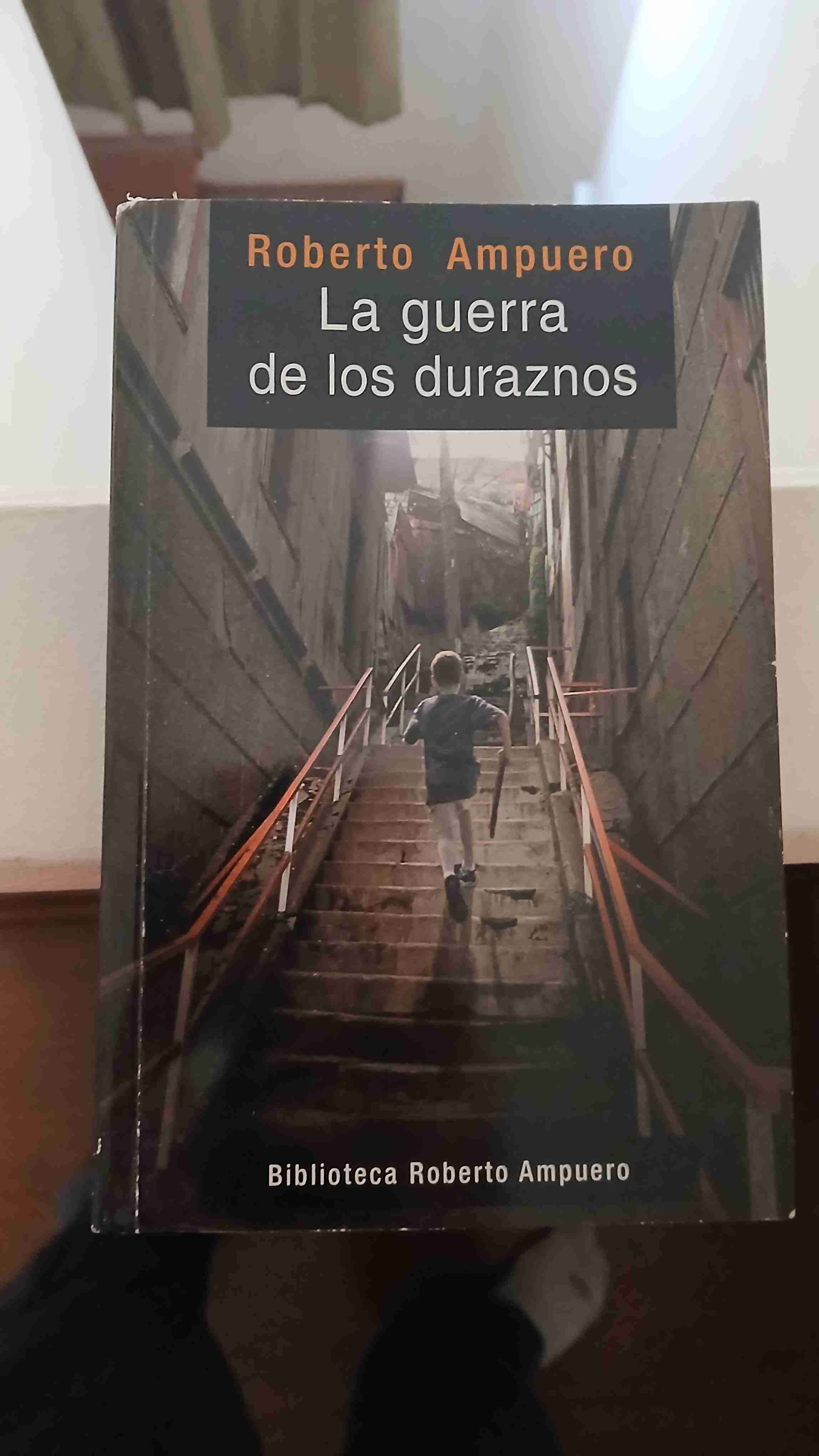 Colección de libros de Roberto Ampuero - miniatura 6