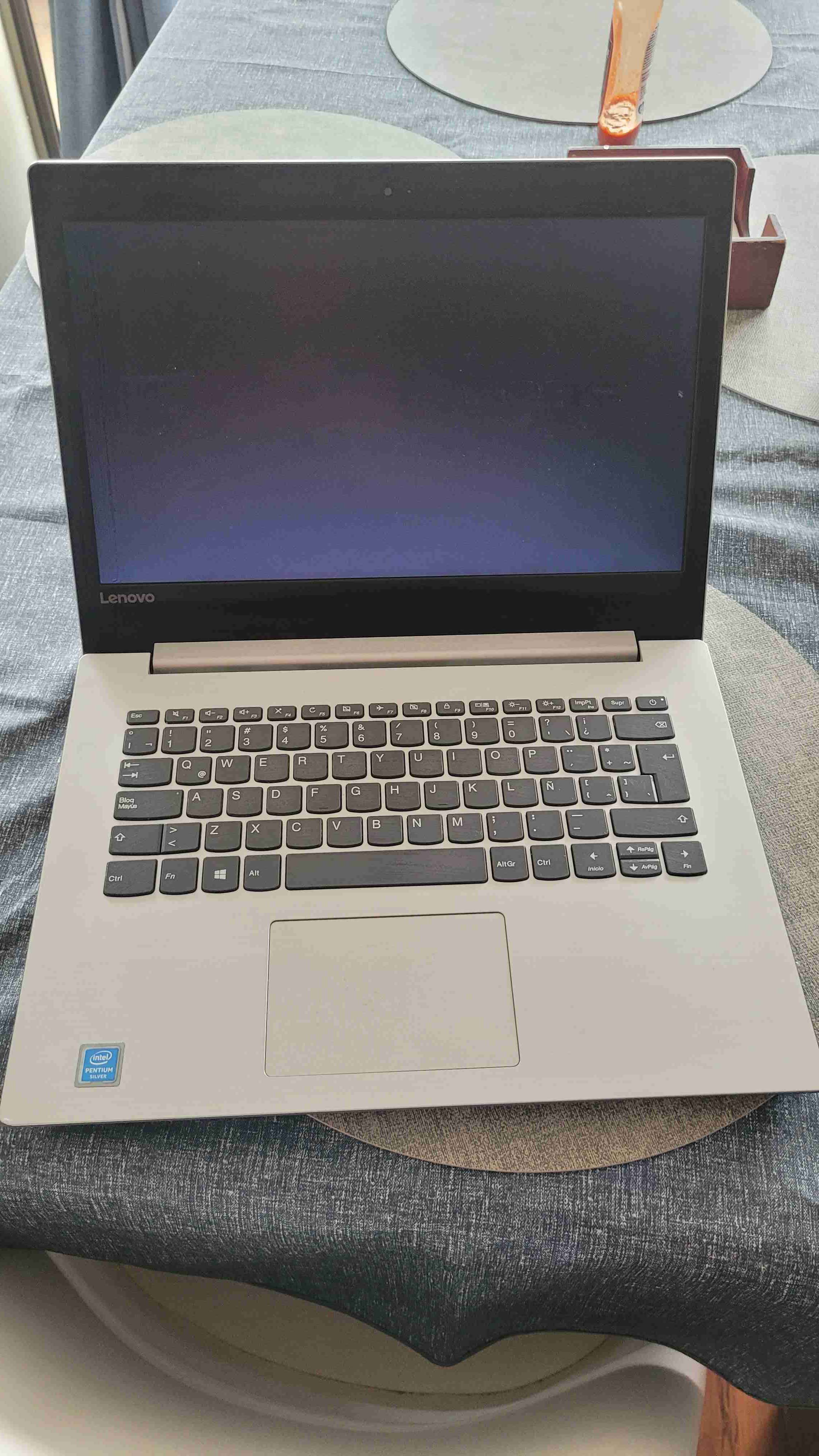 Notebook Lenovo Ideapad 330 14 pulgadas - miniatura 1